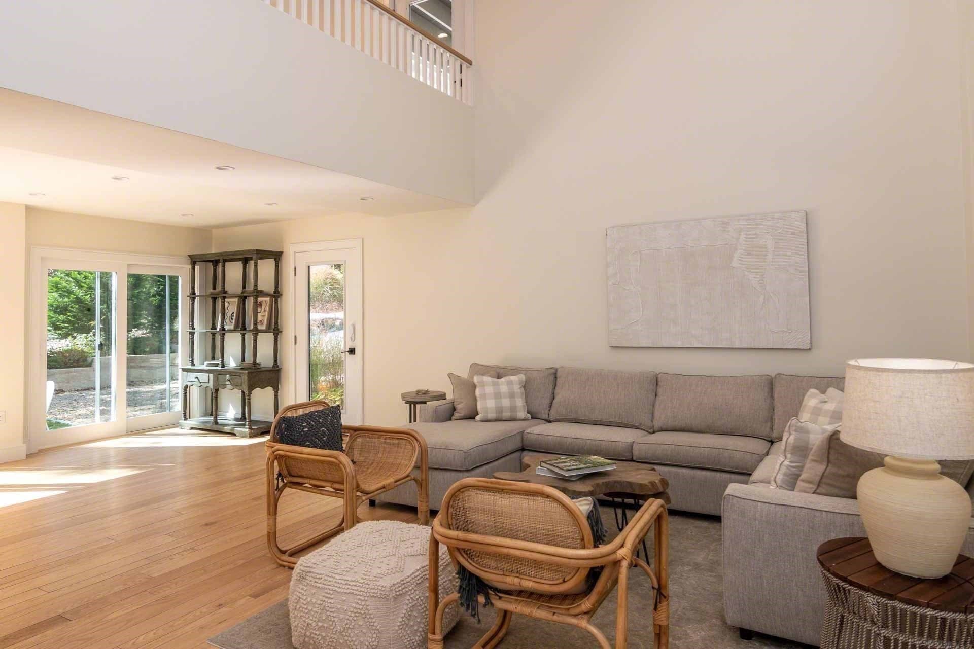 Single Family Residence at 99 The Boulevard, Edgartown MA 02539, Edgartown, photo 3 of 37