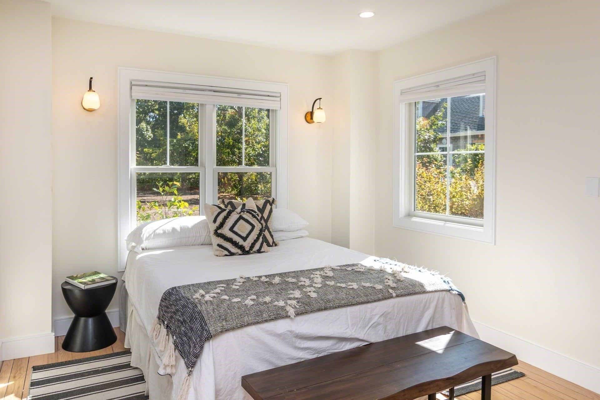Single Family Residence at 99 The Boulevard, Edgartown MA 02539, Edgartown, photo 11 of 37