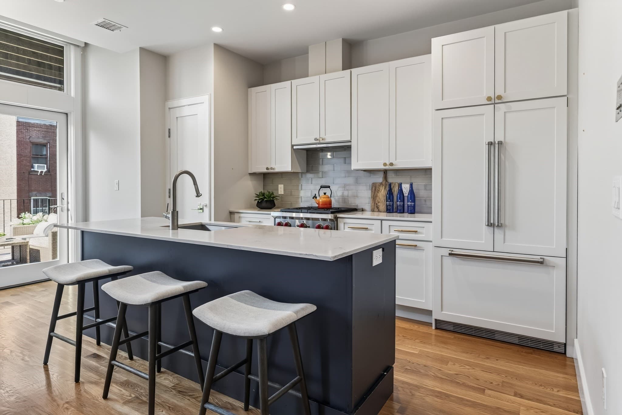 Condominium at 511 Massachusetts Avenue # 3, Boston MA 02118, photo 5 of 16