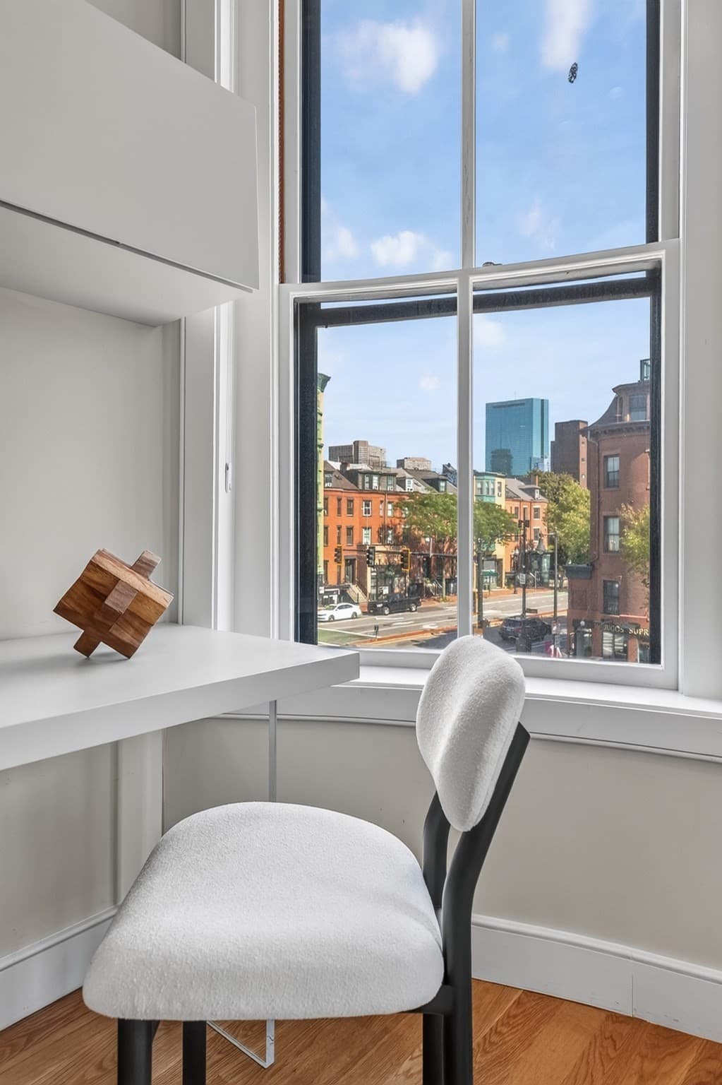 Condominium at 511 Massachusetts Avenue # 3, Boston MA 02118, photo 10 of 16