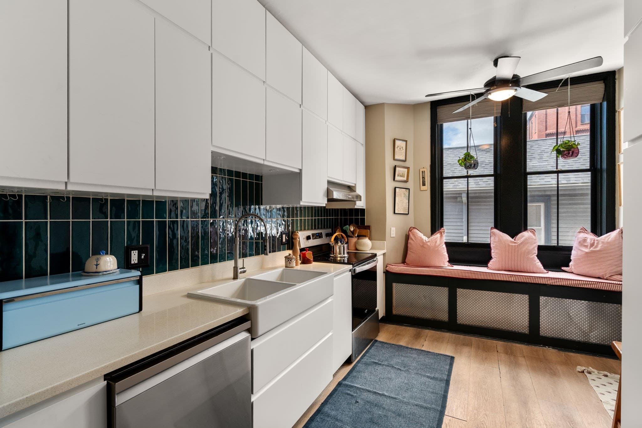 222 Washington Street # 3, Brookline MA 02445