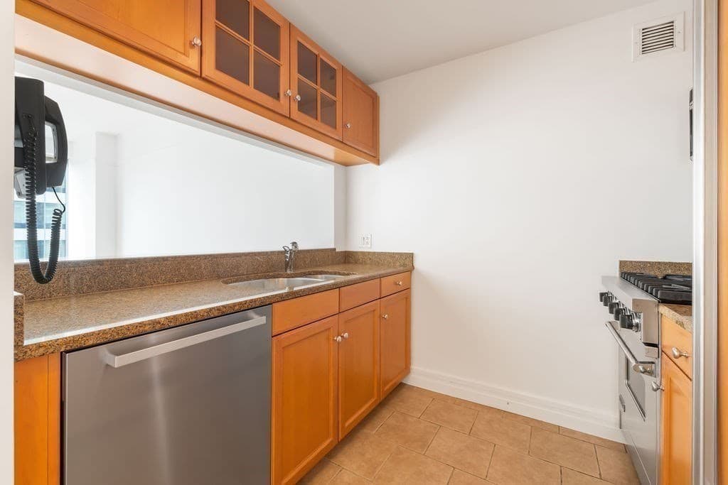 Condominium at 1 Avery St # 14C, Boston MA 02111, photo 6 of 21