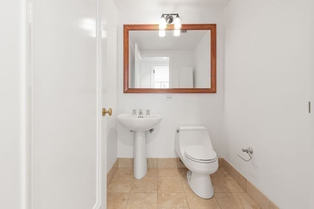 Condominium at 1 Avery St # 14C, Boston MA 02111, photo 7 of 21