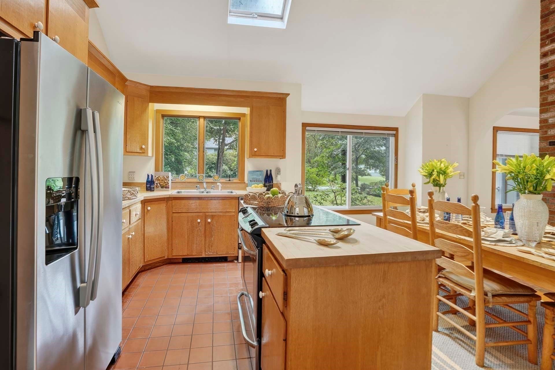 Single Family Residence at 20 Hidden Cove, Oak Bluffs MA 02557, photo 13 of 41