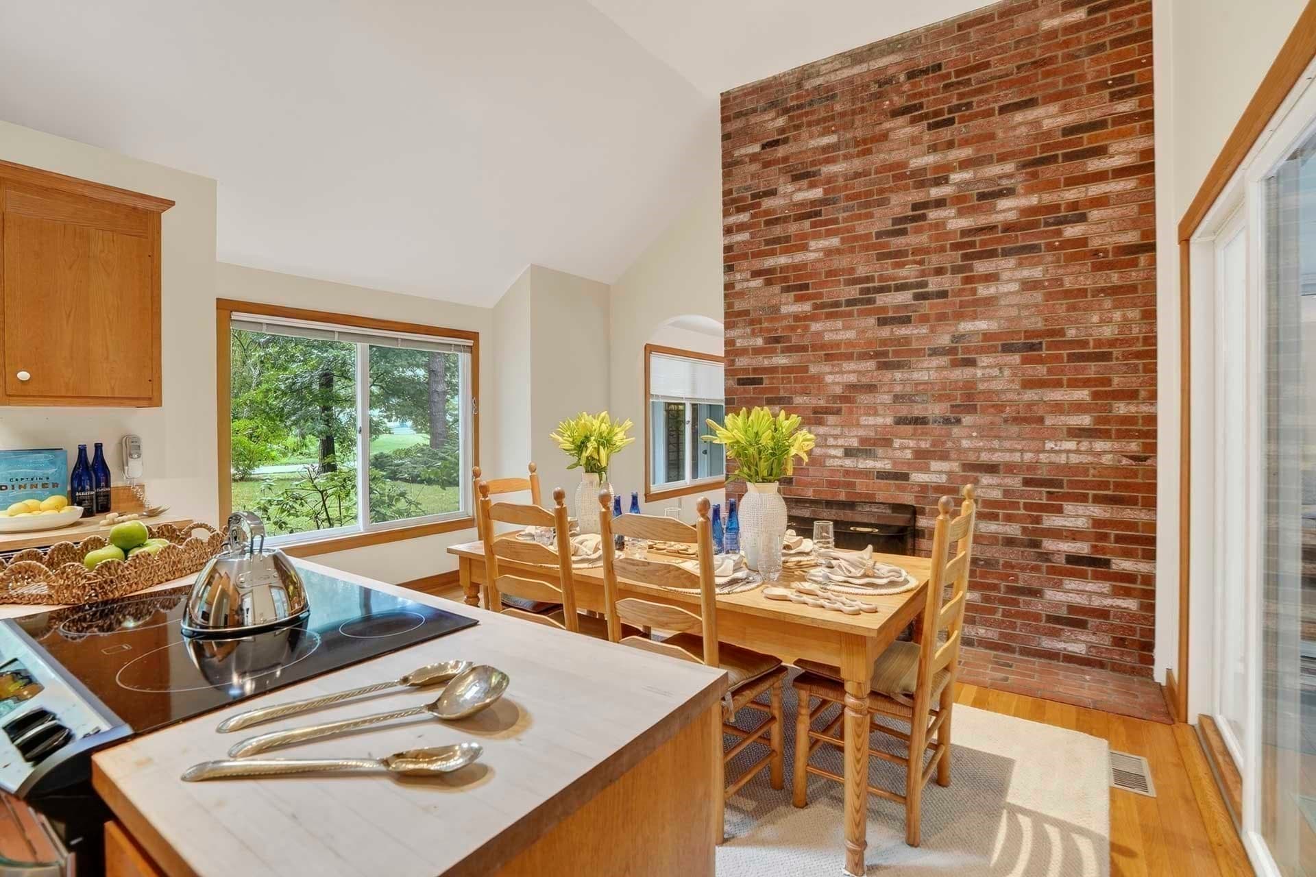 Single Family Residence at 20 Hidden Cove, Oak Bluffs MA 02557, photo 10 of 41