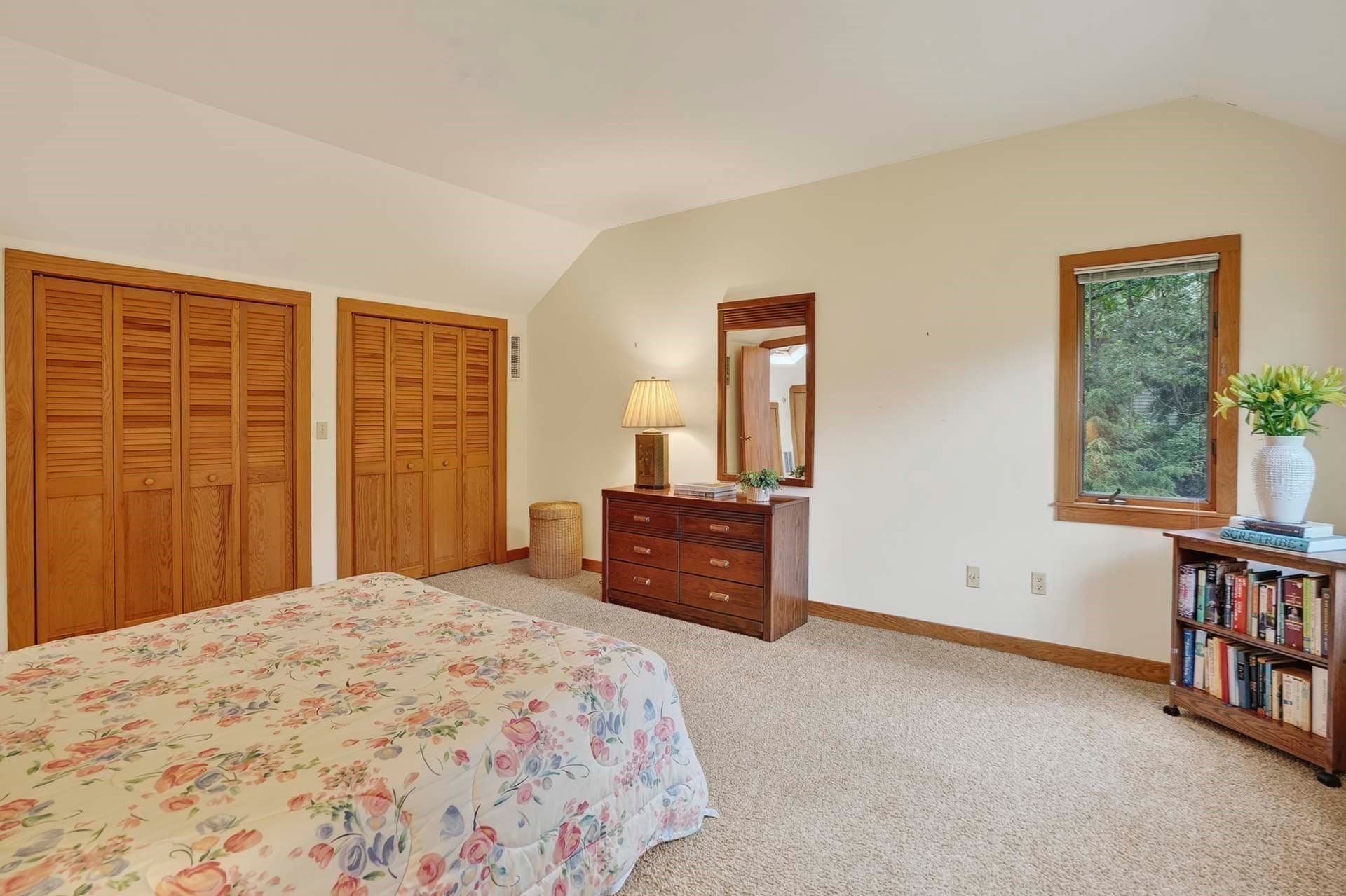 Single Family Residence at 20 Hidden Cove, Oak Bluffs MA 02557, photo 29 of 41