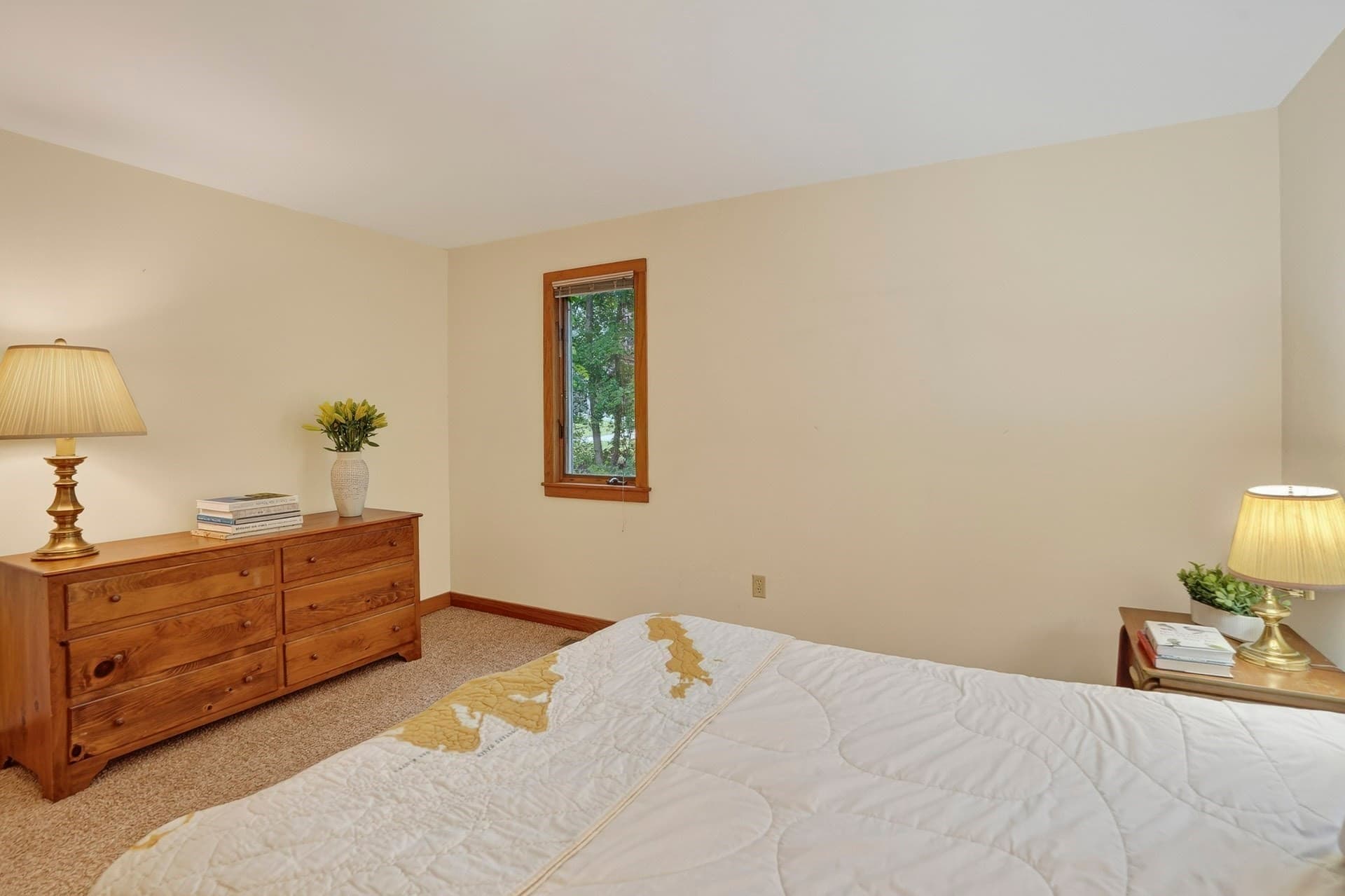 Single Family Residence at 20 Hidden Cove, Oak Bluffs MA 02557, photo 25 of 41