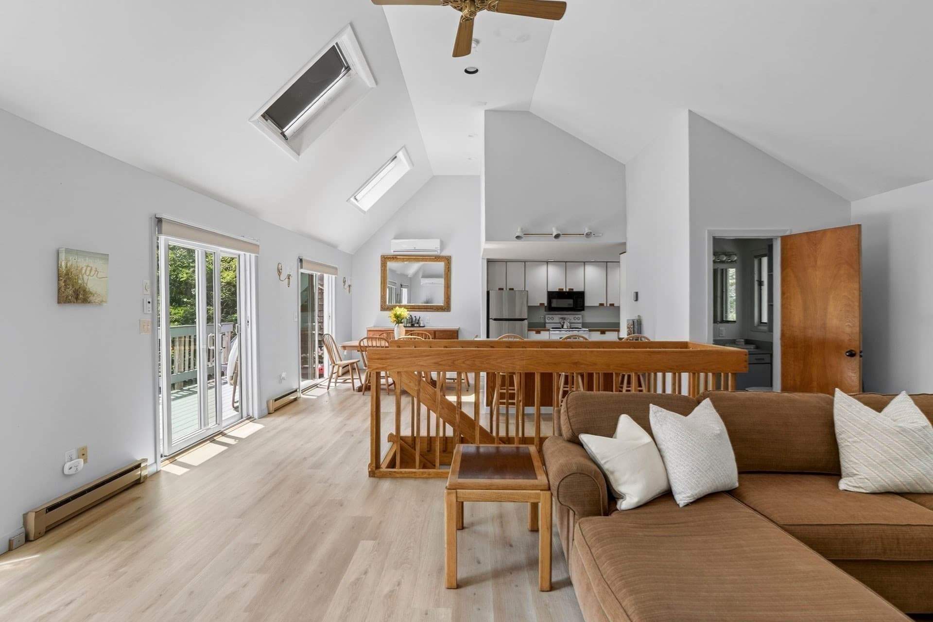 Single Family Residence at 14 High Meadow Ln, Oak Bluffs MA 02557, photo 16 of 39