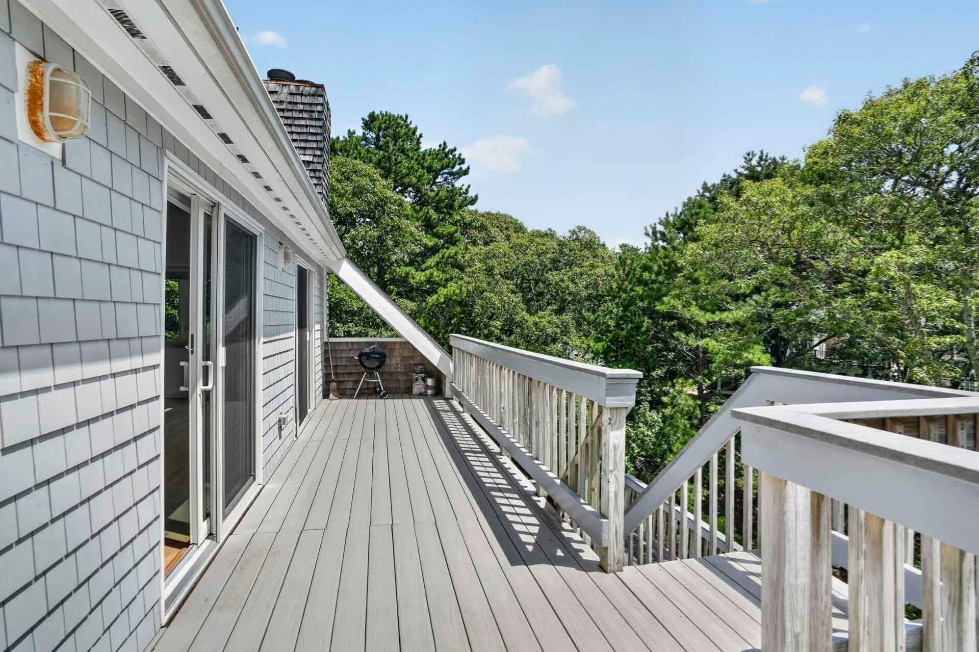 Single Family Residence at 14 High Meadow Ln, Oak Bluffs MA 02557, photo 28 of 39