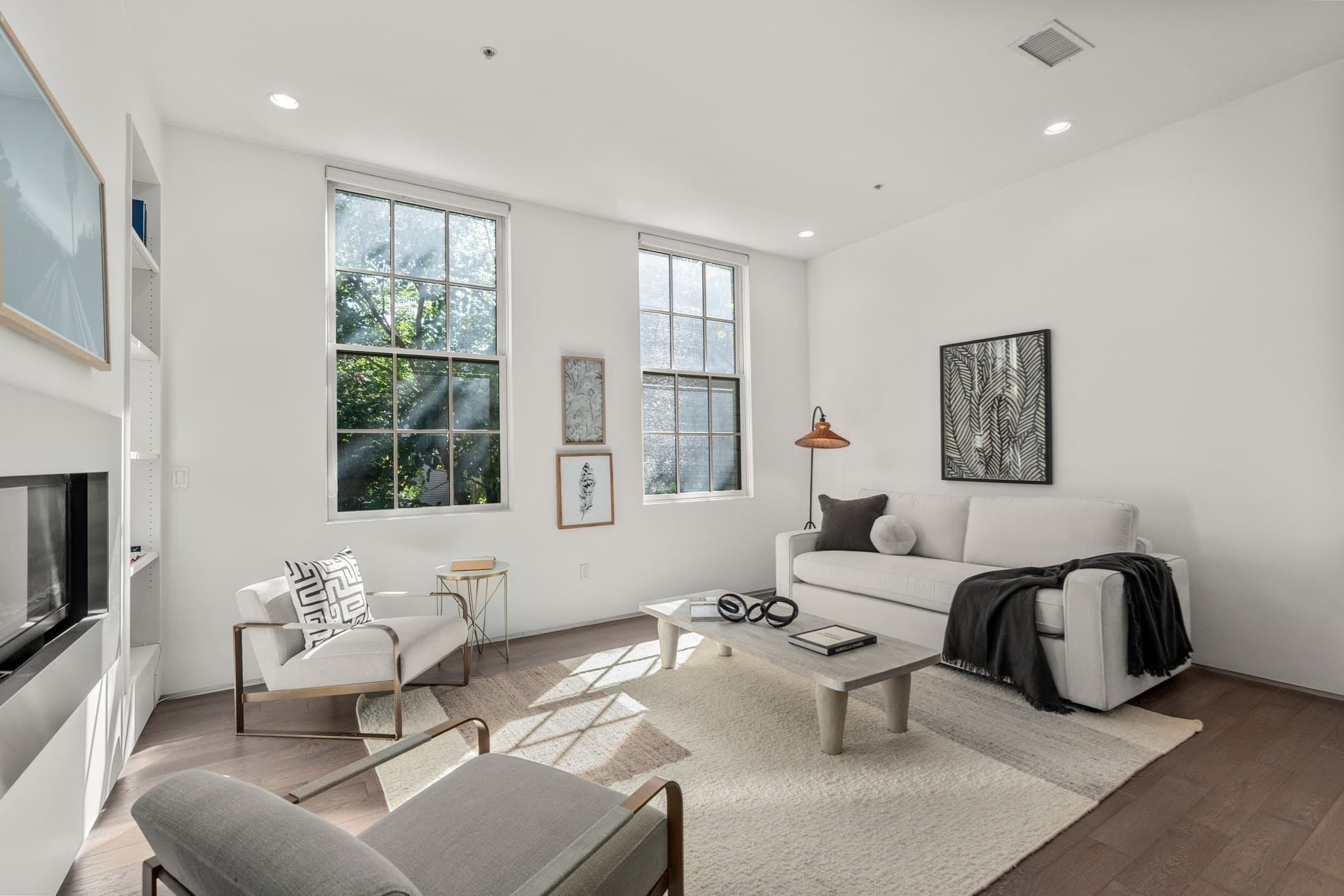 Condominium at 618 E Second Street # 3, Boston MA 02127, Boston, photo 2 of 23