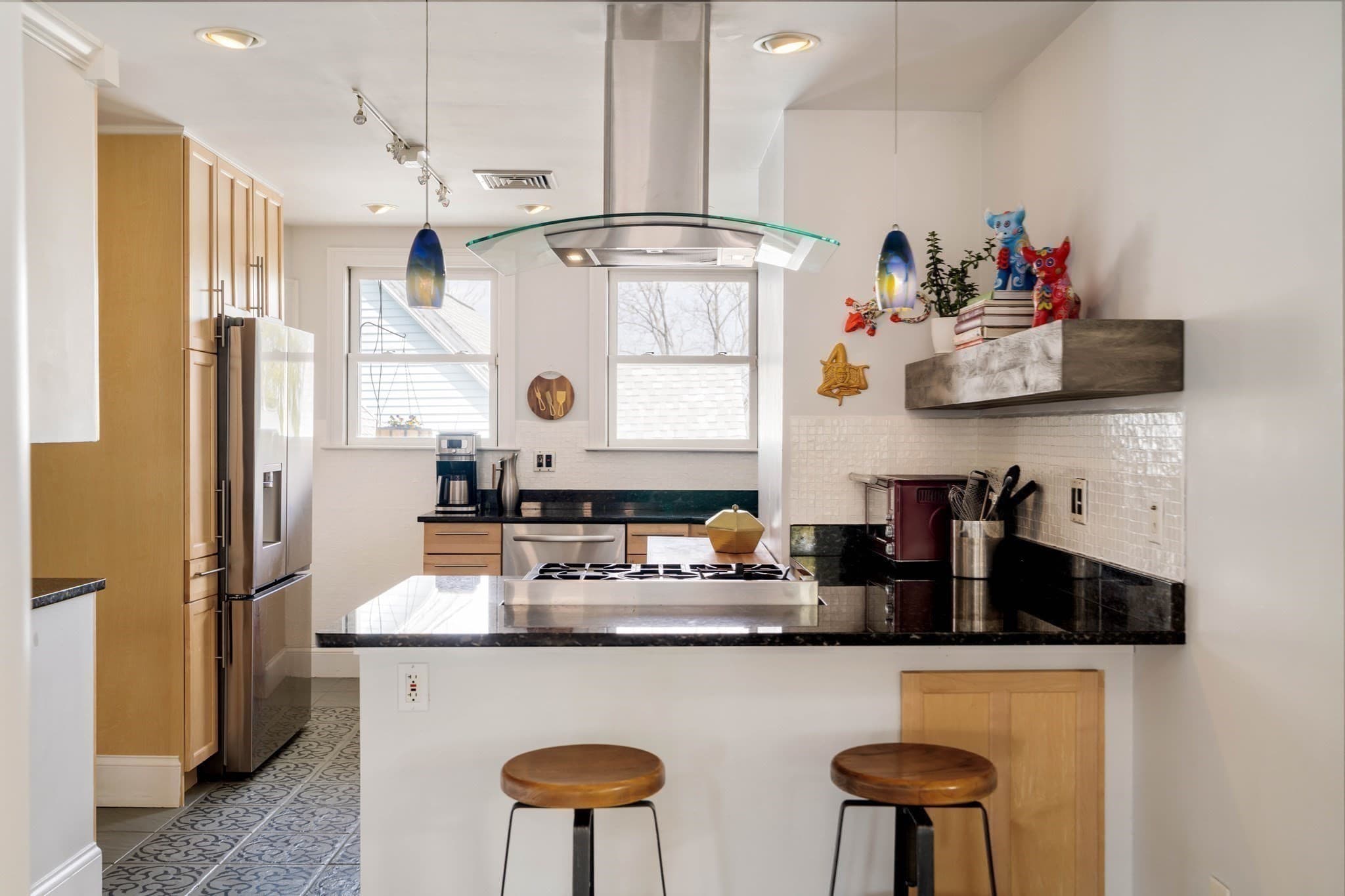 Condominium at 60 Dracut Street # 5, Boston MA 02124, Boston, photo 17 of 42