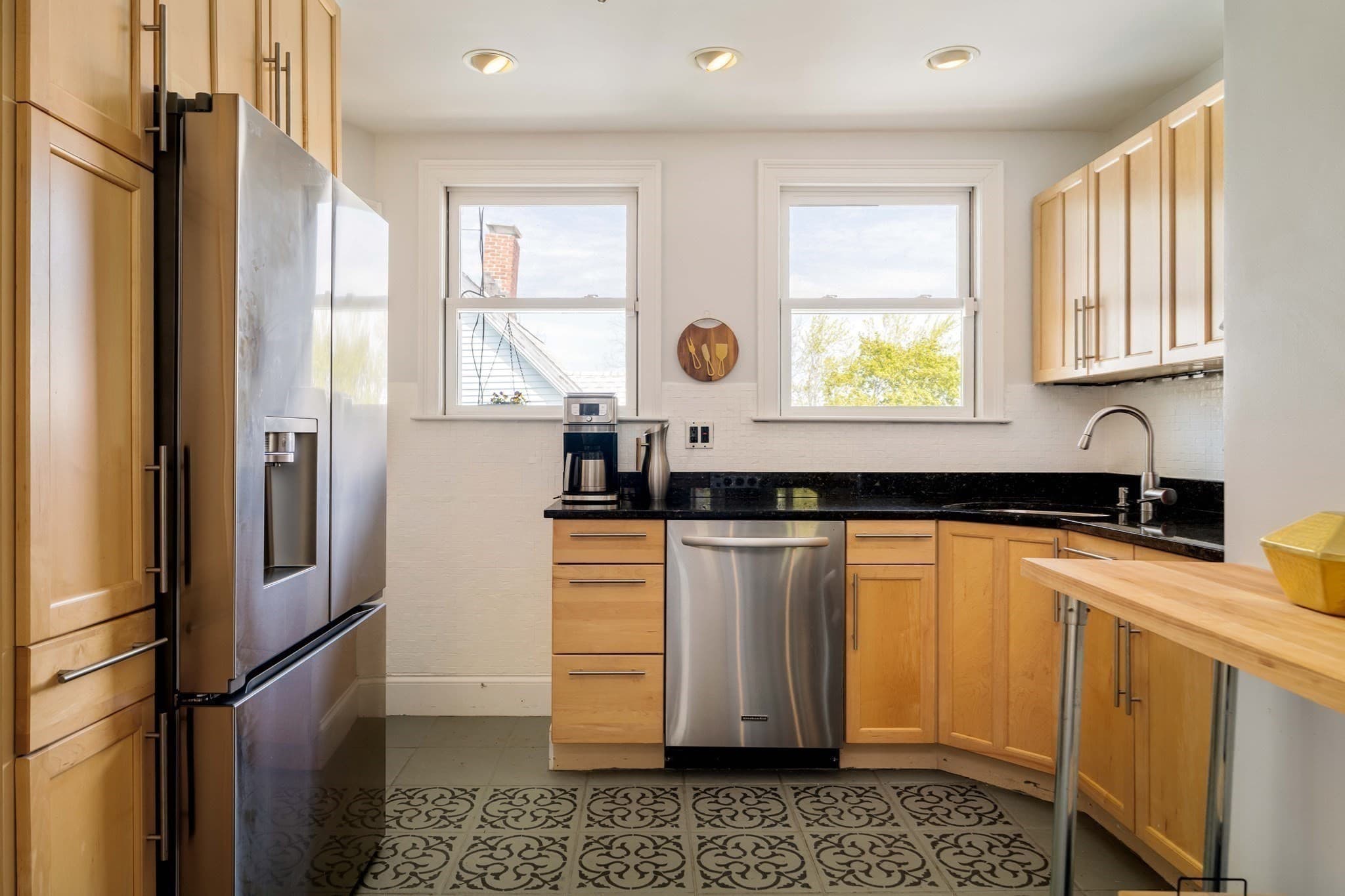 Condominium at 60 Dracut Street # 5, Boston MA 02124, Boston, photo 18 of 42