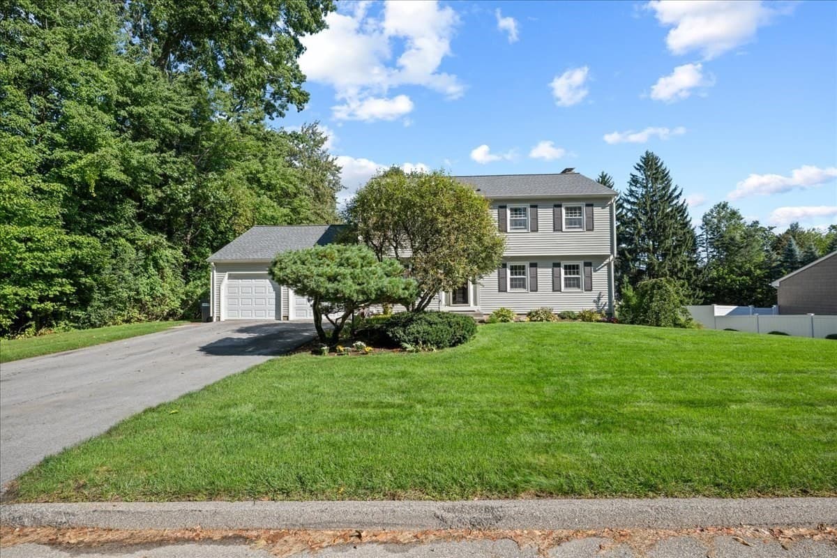 Single Family Residence at 4 Robertson Rd, Auburn MA 01501, Auburn, photo 40 of 42