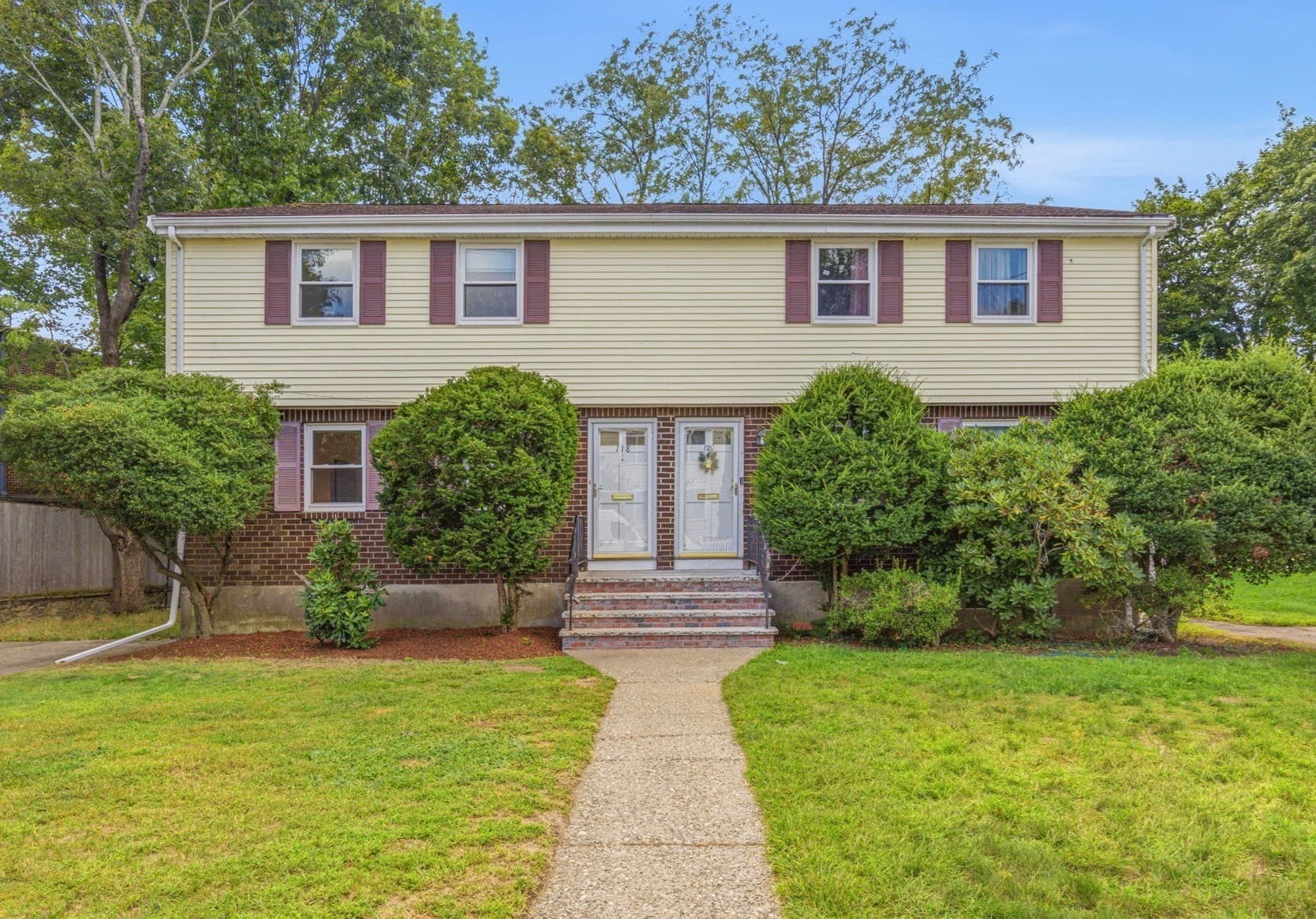 Condominium at 118-120 Edinboro St # 118, Newton MA 02460, Newton, photo 2 of 30