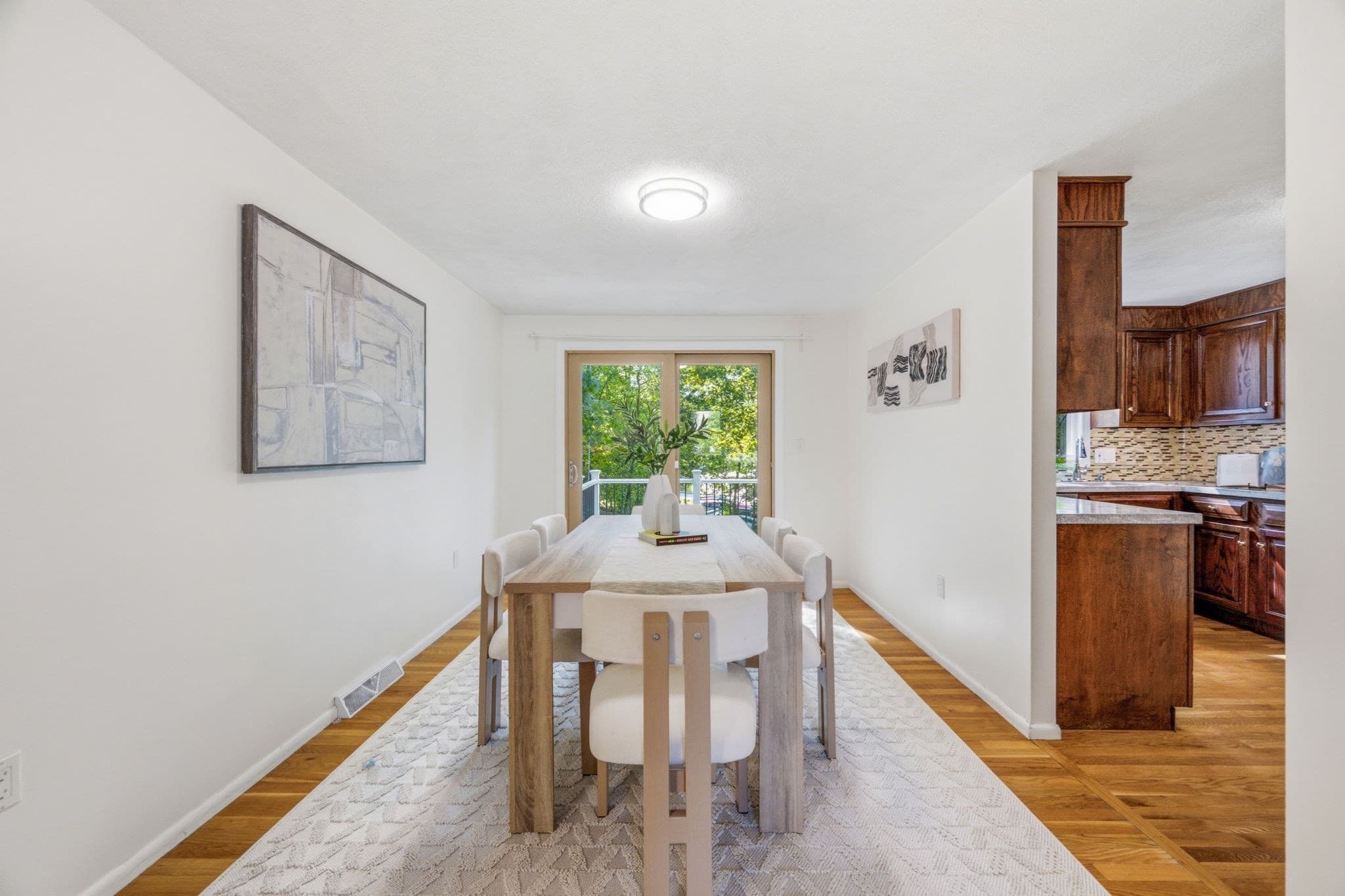 Condominium at 118-120 Edinboro St # 118, Newton MA 02460, Newton, photo 9 of 30