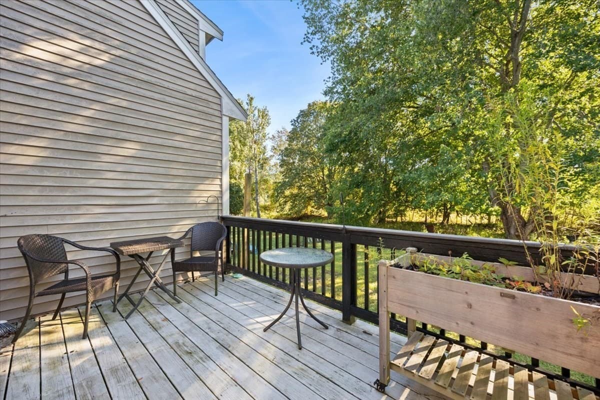 Single Family Residence at 337 Thatcher Street, Brockton MA 02302, Brockton, photo 4 of 41