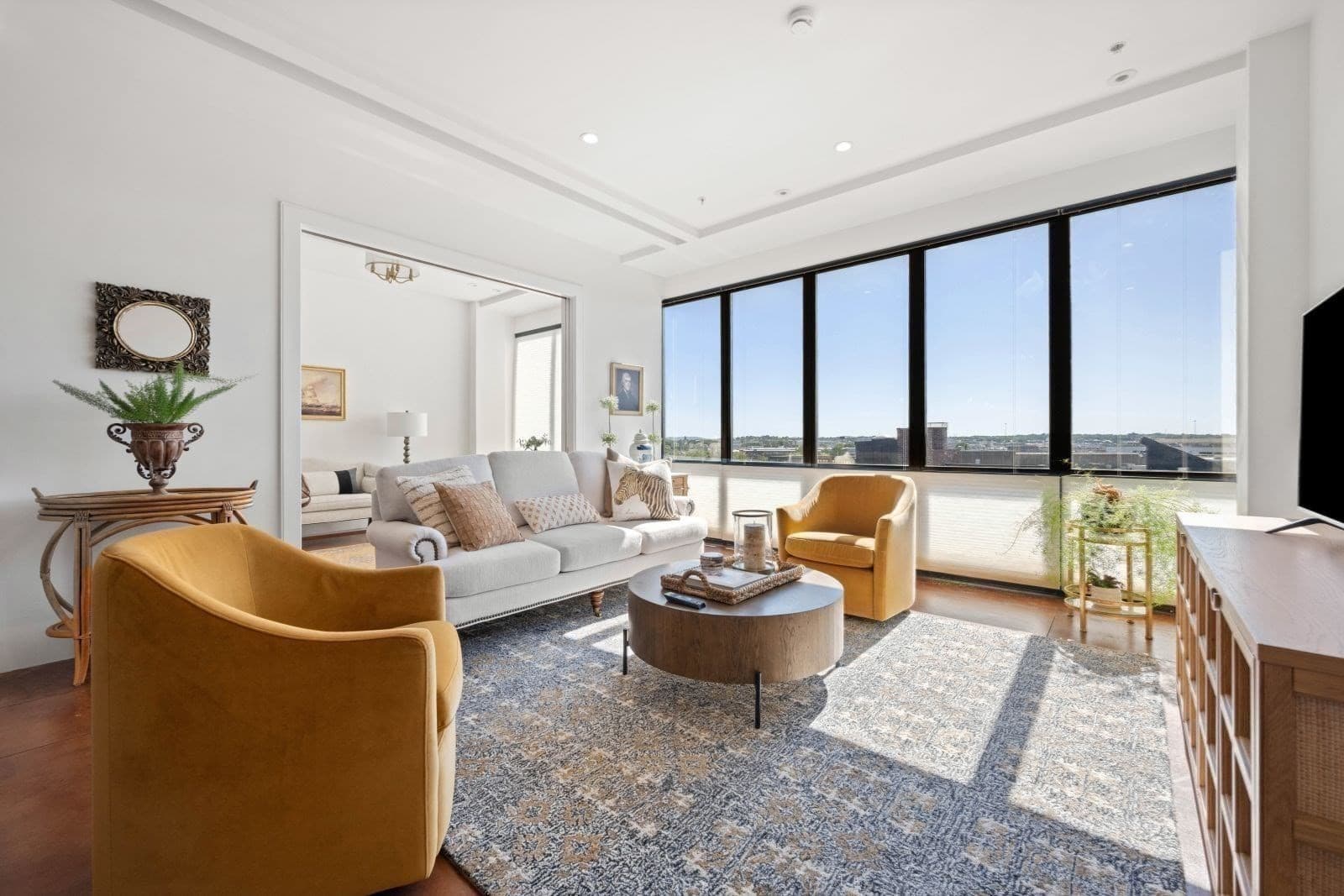 Condominium at 36 A St # D, Boston MA 02127, photo 5 of 25