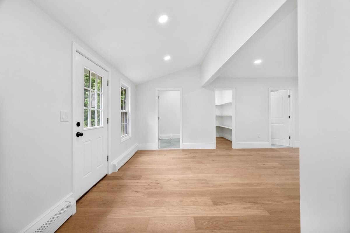 Single Family Residence at 1020 Russell Rd, Westfield MA 01085, Westfield, photo 16 of 26