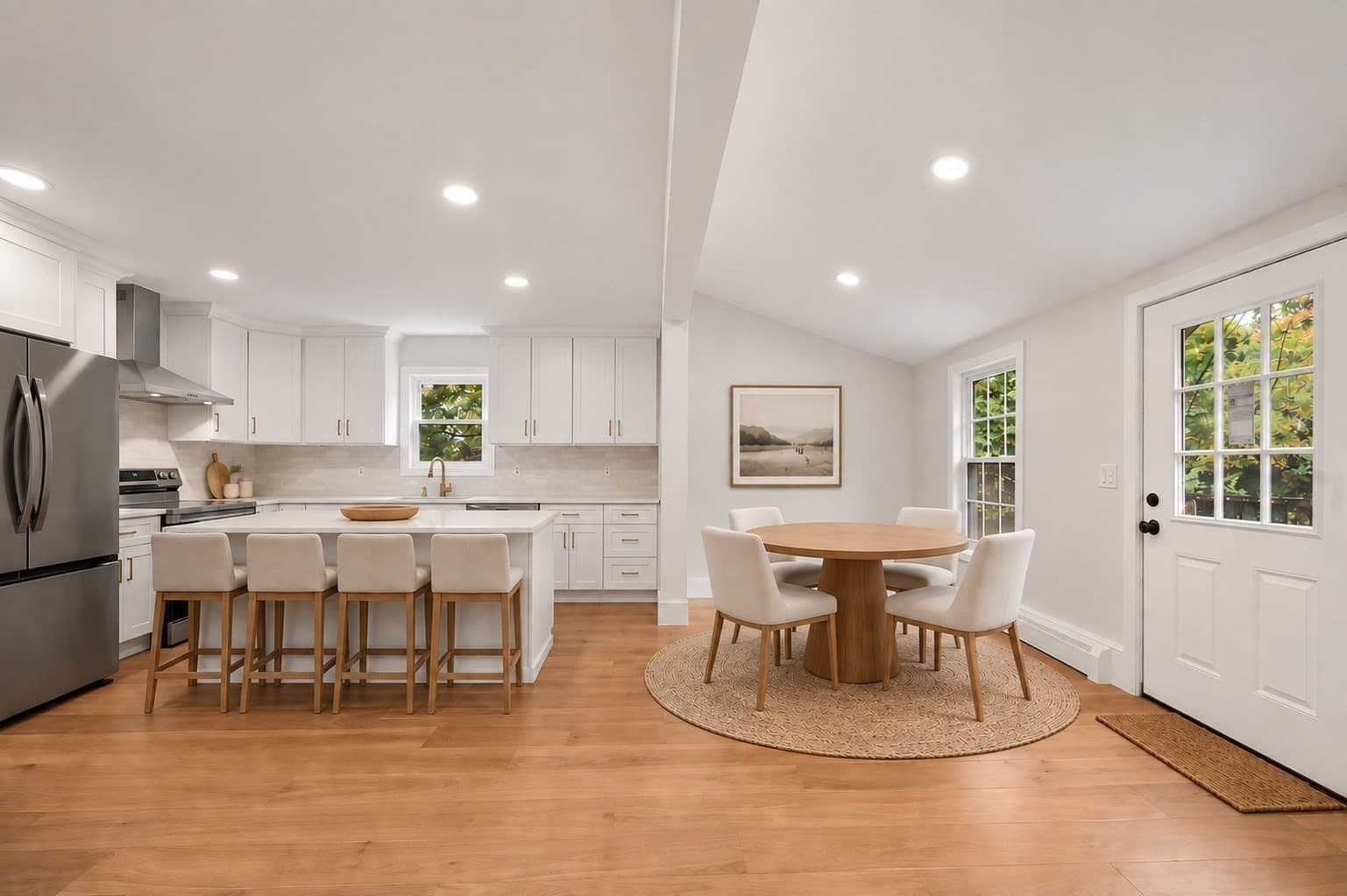Single Family Residence at 1020 Russell Rd, Westfield MA 01085, Westfield, photo 4 of 26