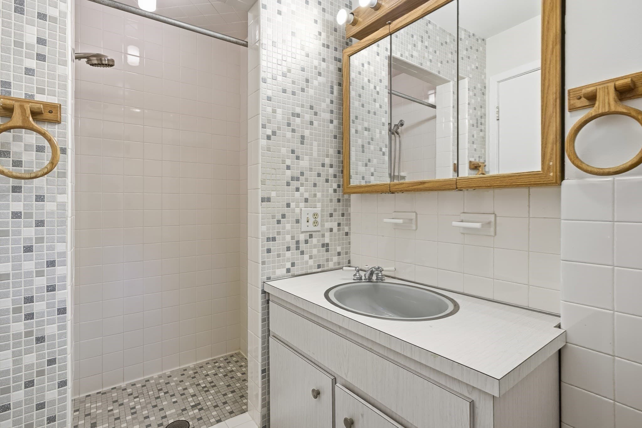 Condominium at 1.8.4 Rawson Road, Brookline MA 02445, Brookline, photo 16 of 28