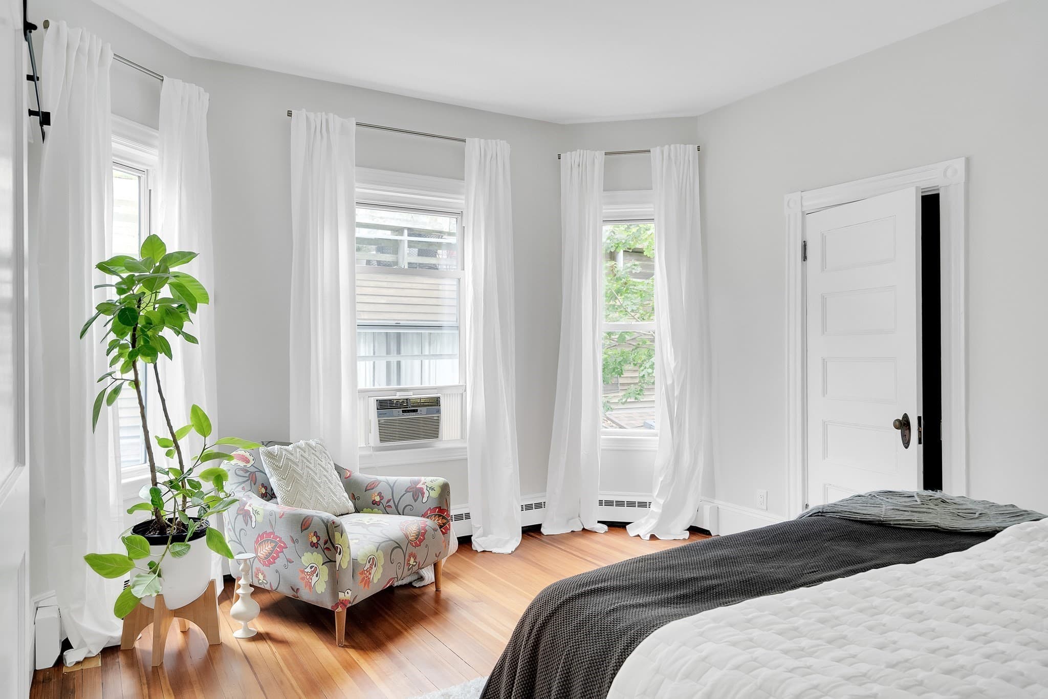 Condominium at 28 Inman Street # 3, Cambridge MA 02139, Cambridge, photo 14 of 23