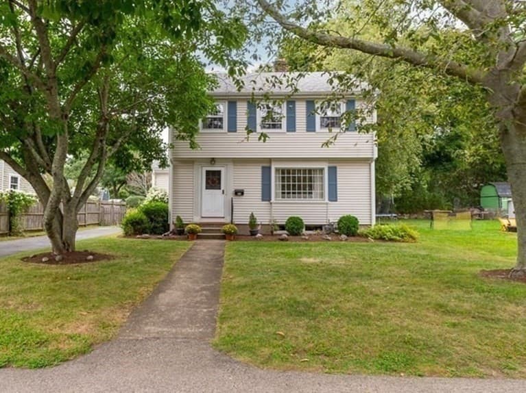 86 Union Street, Hamilton MA 01936