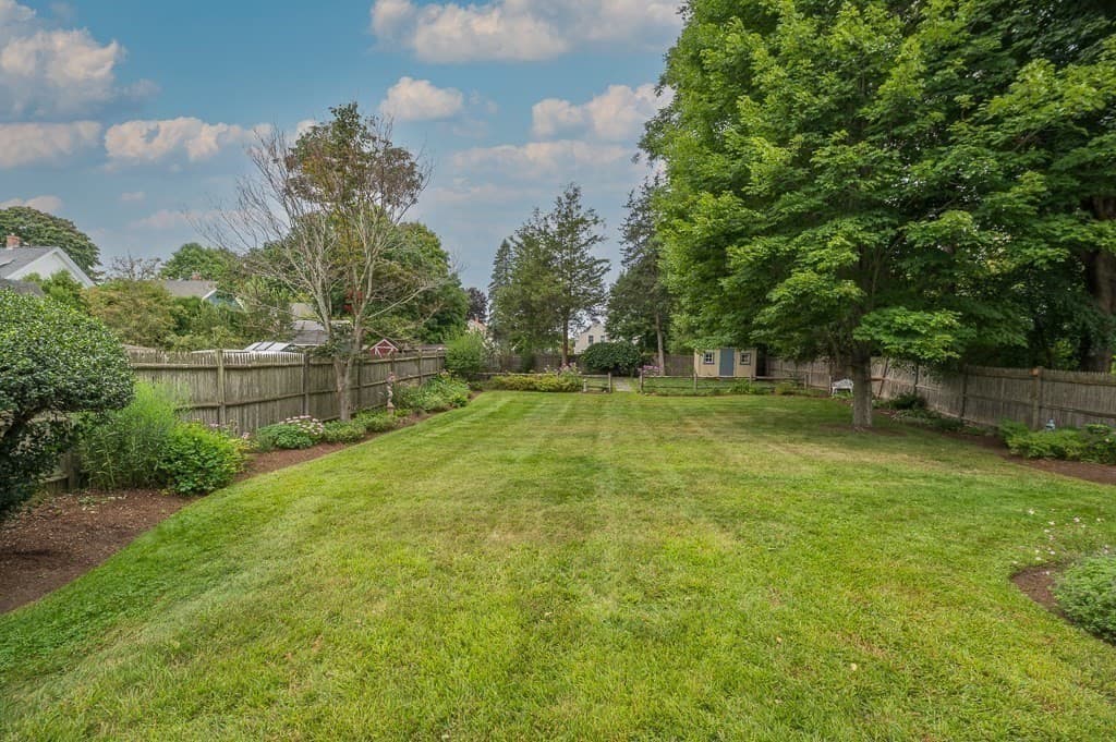 Single Family Residence at 86 Union Street, Hamilton MA 01936, Hamilton, photo 5 of 37