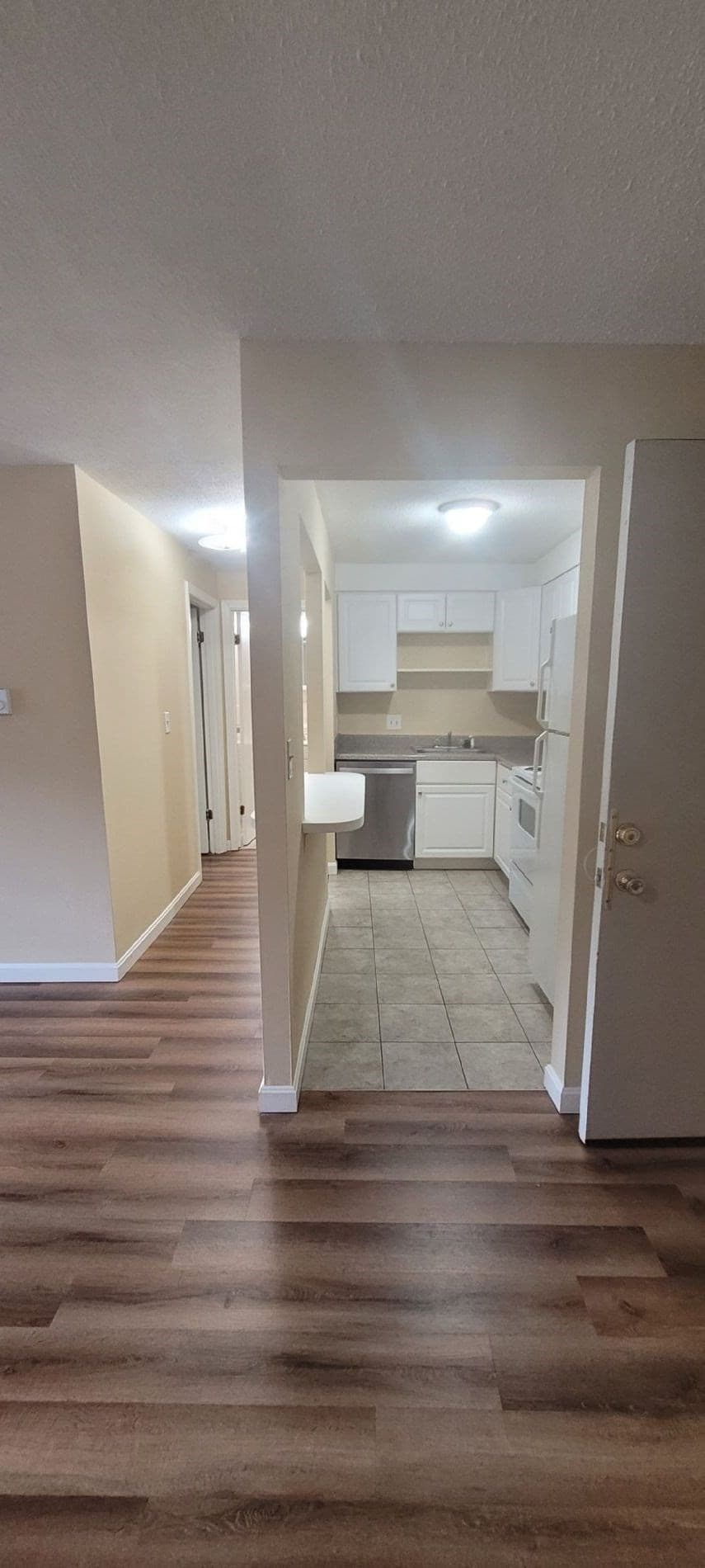 Condominium at 180 Main St # A1, Bridgewater MA 02324, Bridgewater, photo 5 of 13