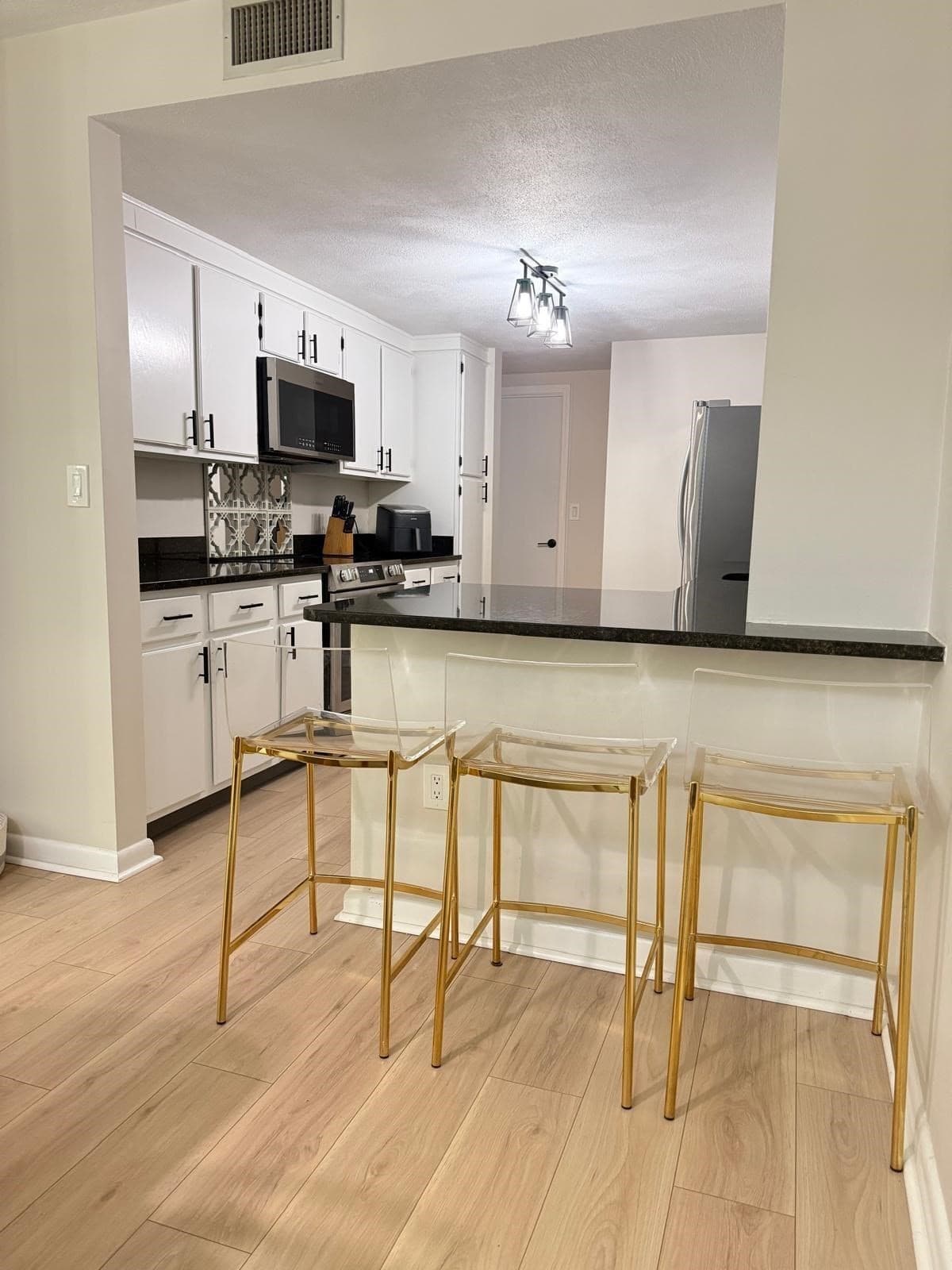 Condominium at 1100 Salem St # 96, Lynnfield MA 01940, Lynnfield, photo 3 of 14