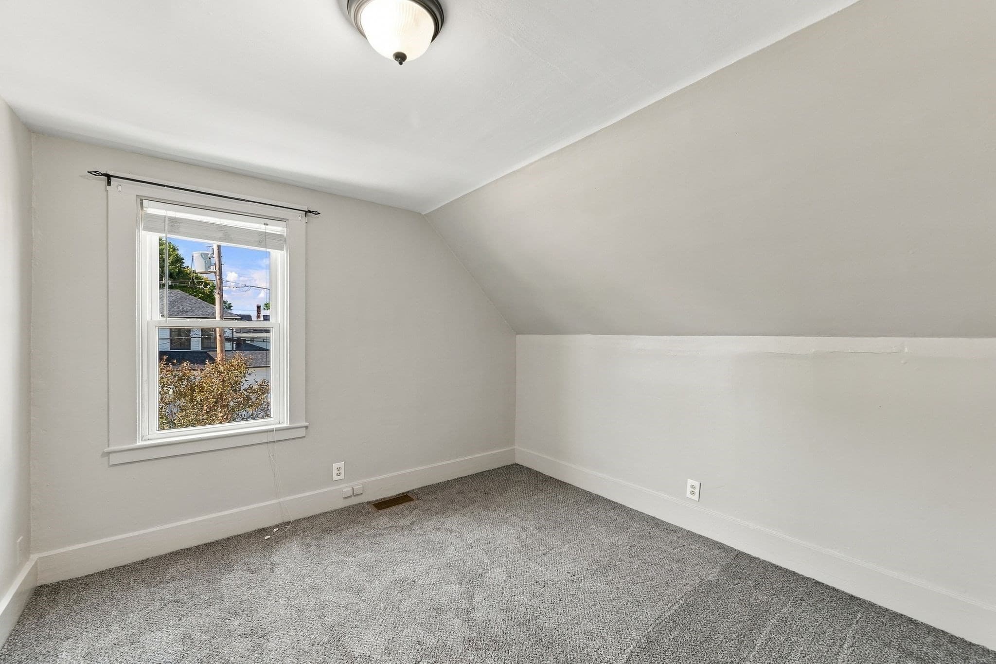 Single Family Residence at 18 Kernwood Ave, Beverly MA 01915, Beverly, photo 23 of 37
