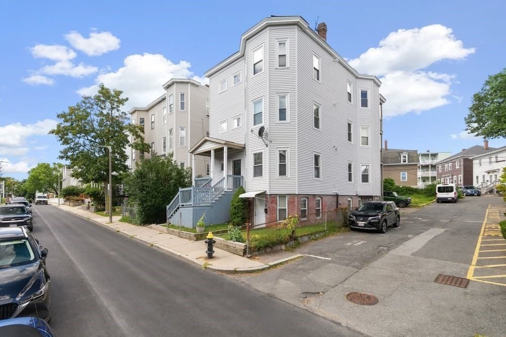4 Family - 4 Units Up/Down at 42 Moseley St, Boston MA 02125, Boston, photo 23 of 24