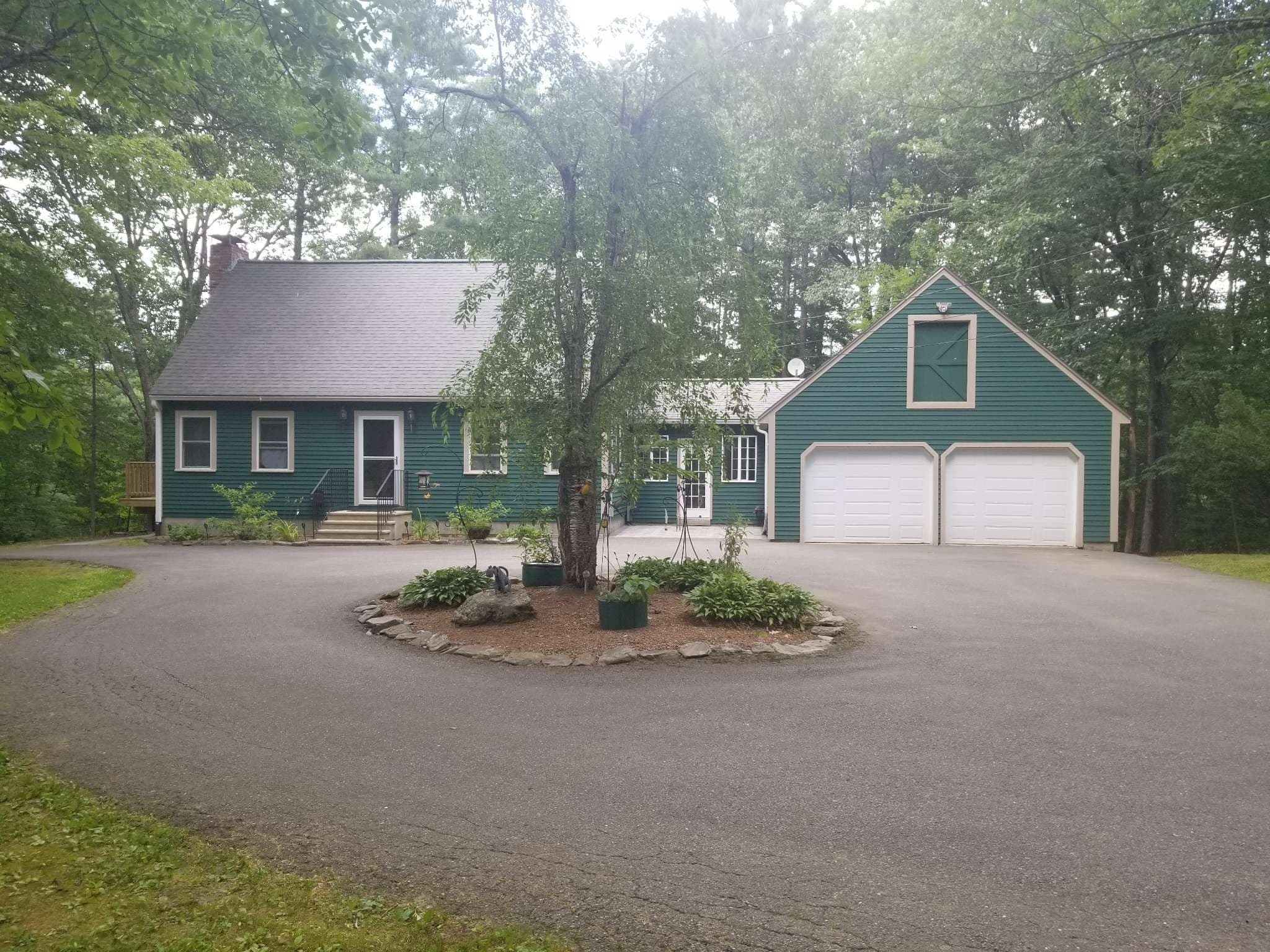 357 Page St, Lunenburg MA 01462