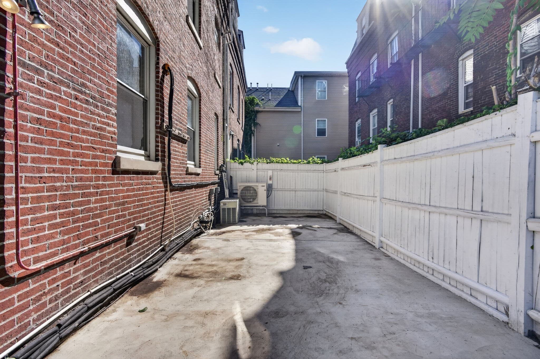 Single Family Residence at 21 Parker St, Boston MA 02129, Boston, photo 6 of 41