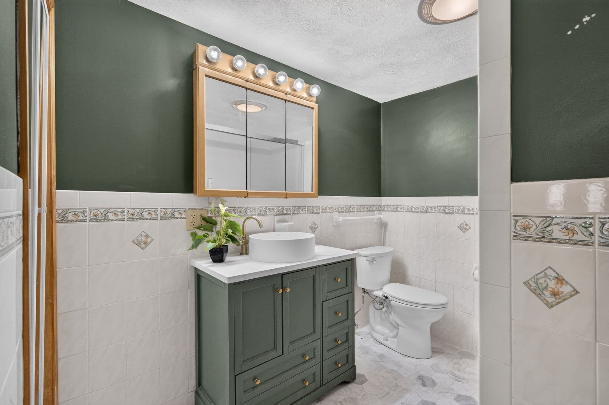 Single Family Residence at 21 Parker St, Boston MA 02129, Boston, photo 33 of 41