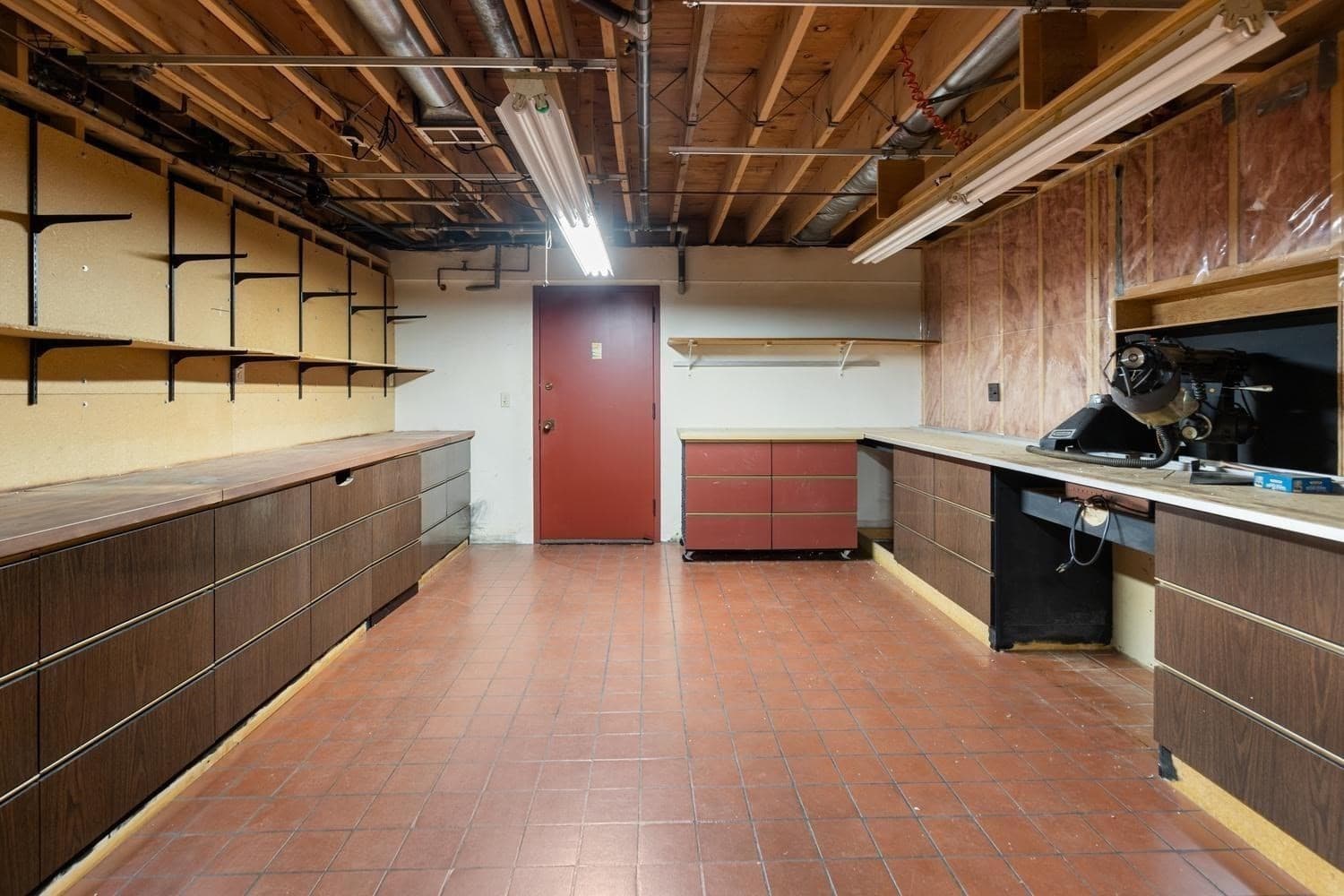 Single Family Residence at 1748 Trapelo Rd, Waltham MA 02451, Waltham, photo 33 of 36