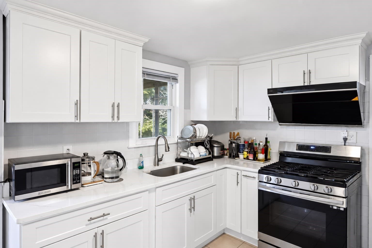 Single Family Residence at 57 Safford St, Quincy MA 02170, Quincy, photo 6 of 21