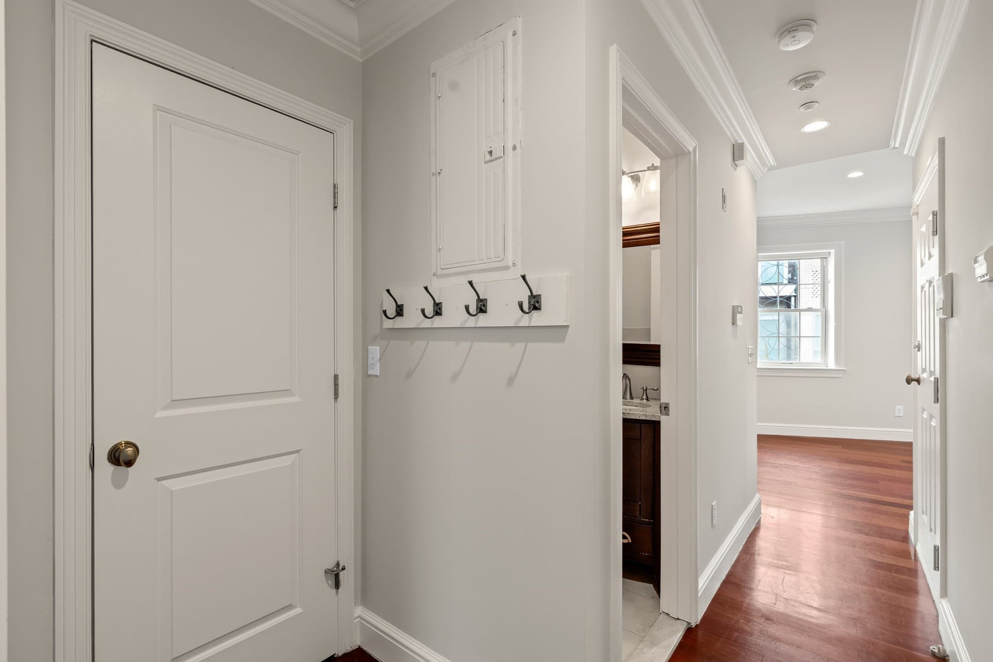 Condominium at 135-137 Salem St # 7, Boston MA 02113, Boston, photo 12 of 16