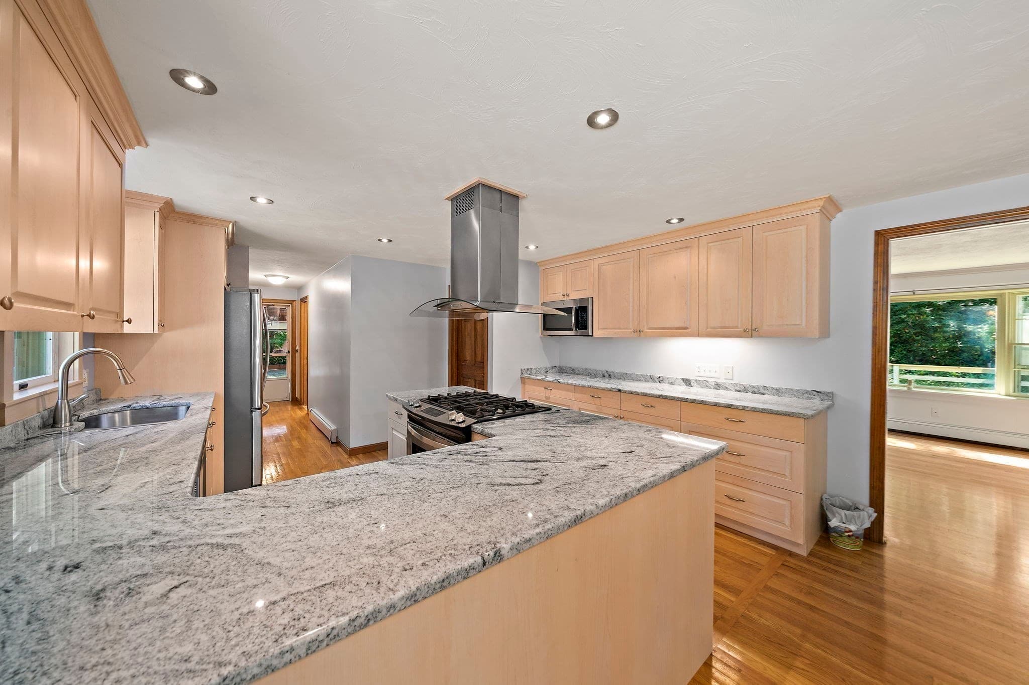 Single Family Residence at 280 Wings Neck Rd, Bourne MA 02559, Bourne, photo 7 of 37