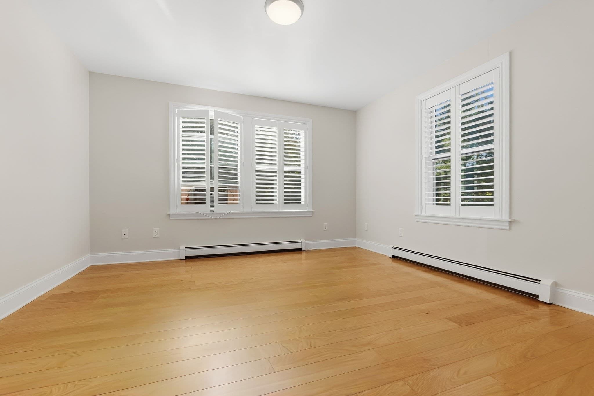Condominium at 46 Leverett St # 1, Gloucester MA 01930, Gloucester, photo 12 of 33