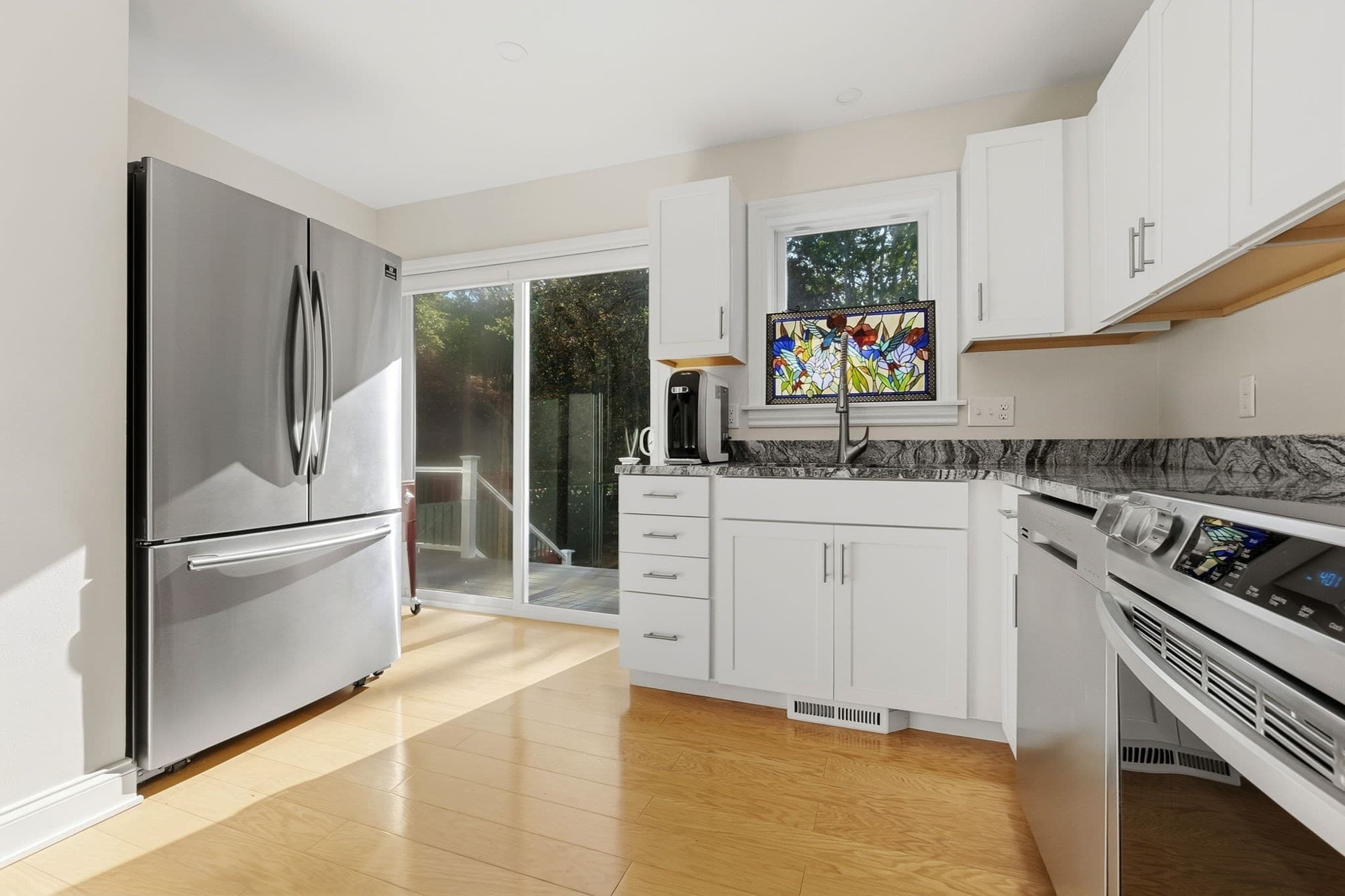 Condominium at 46 Leverett St # 1, Gloucester MA 01930, Gloucester, photo 3 of 33