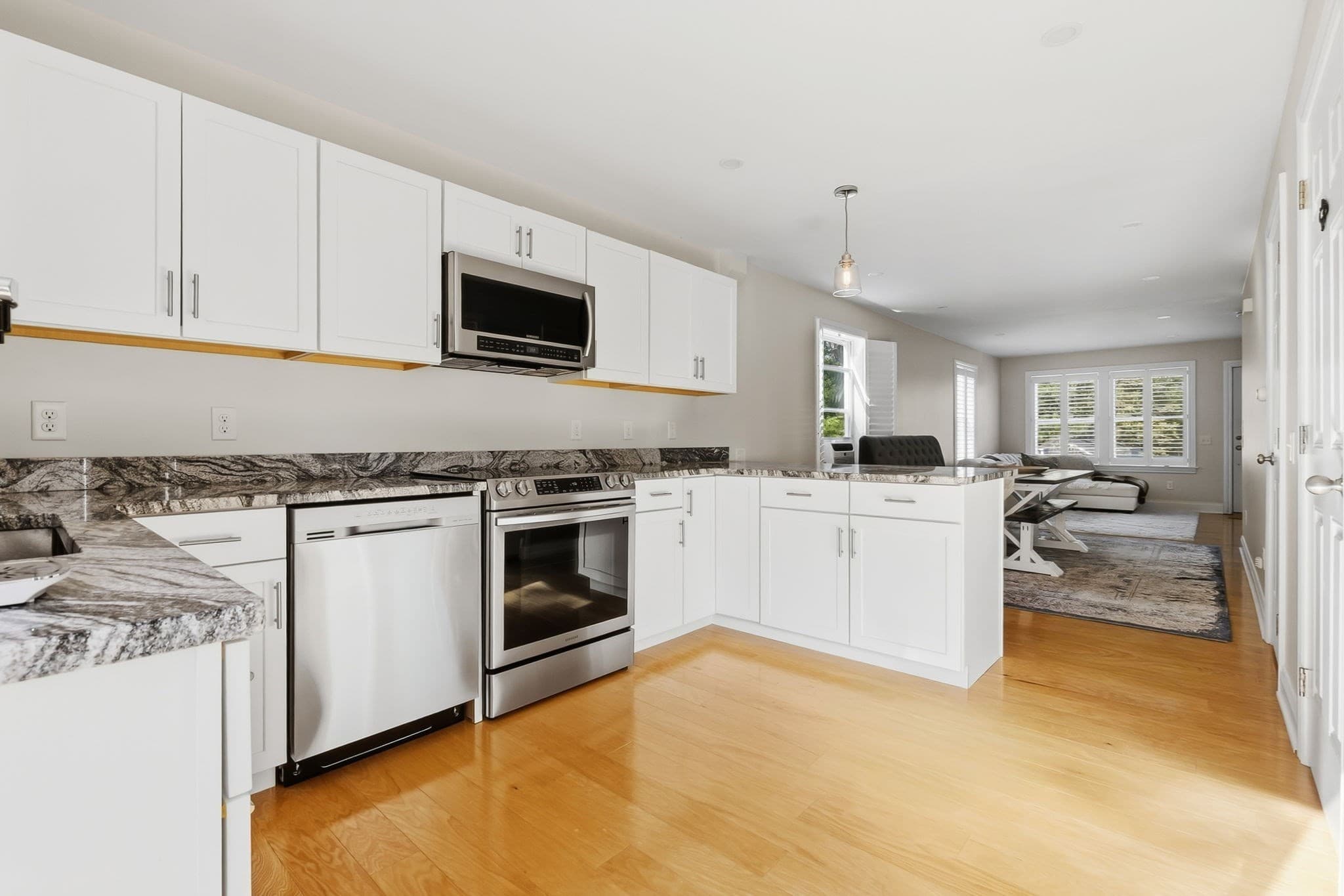Condominium at 46 Leverett St # 1, Gloucester MA 01930, Gloucester, photo 5 of 33