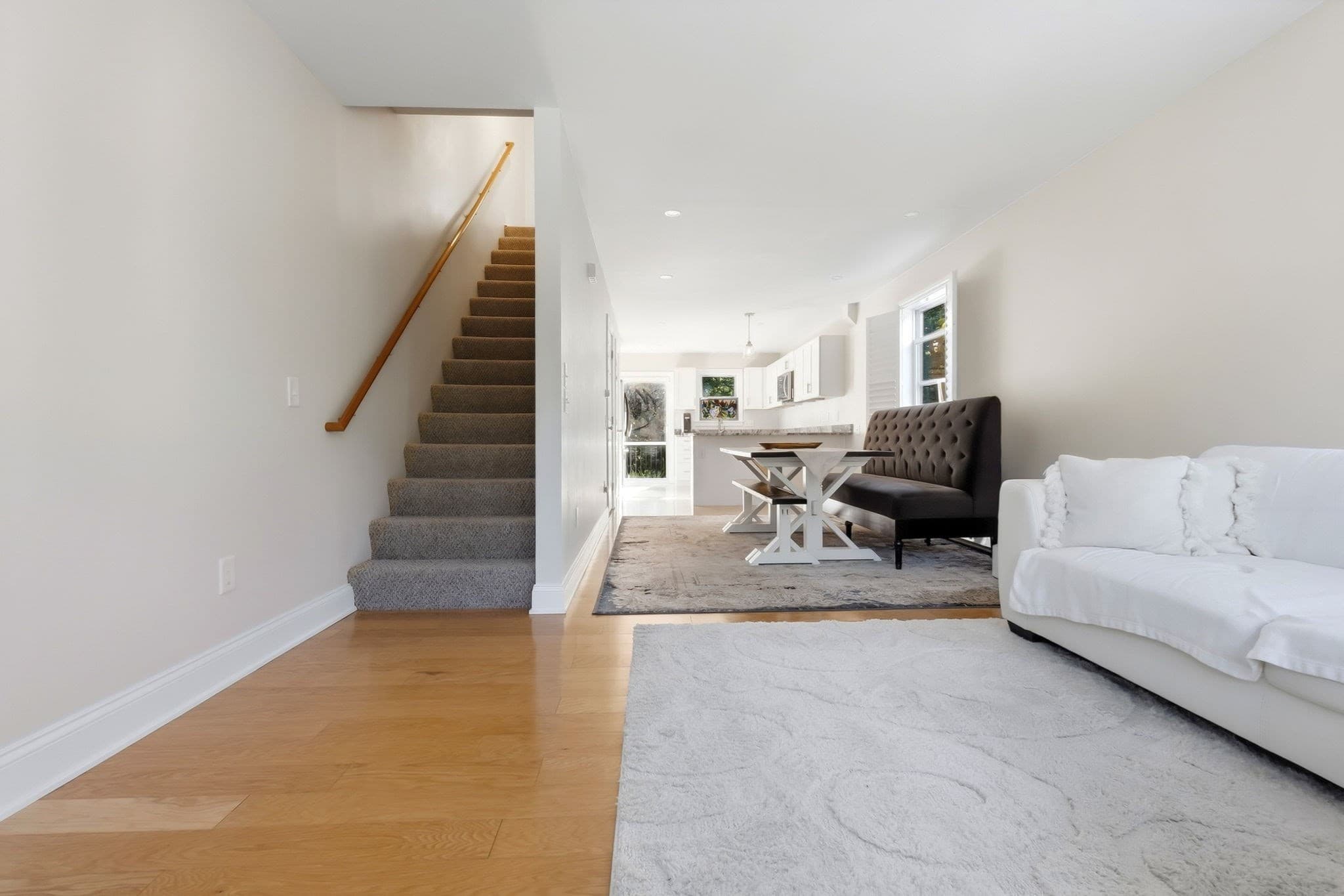 Condominium at 46 Leverett St # 1, Gloucester MA 01930, Gloucester, photo 9 of 33