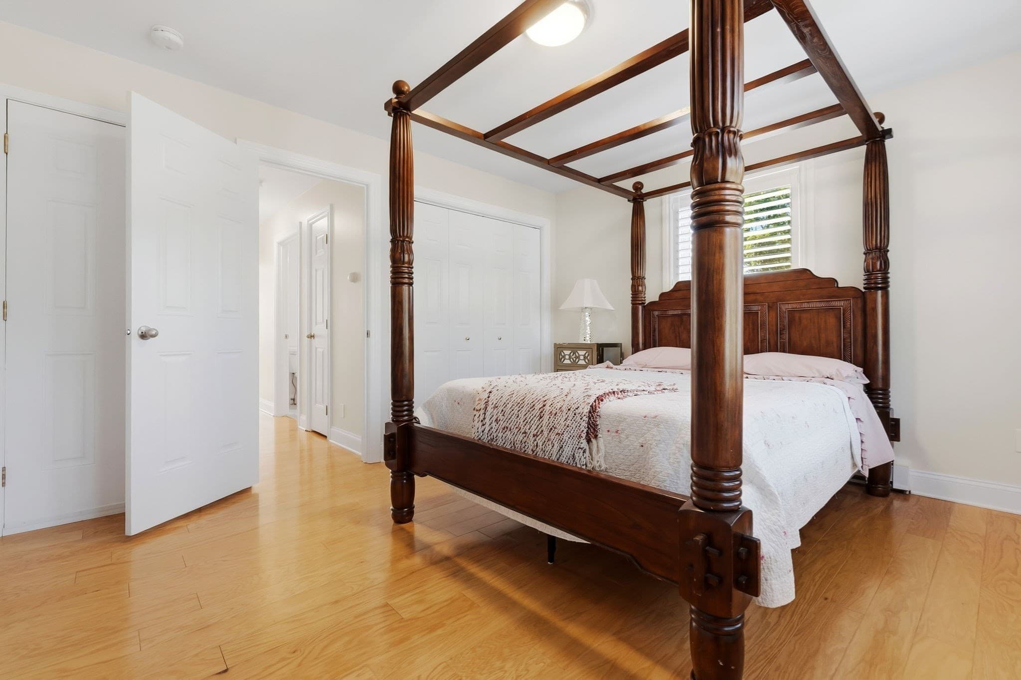 Condominium at 46 Leverett St # 1, Gloucester MA 01930, Gloucester, photo 11 of 33