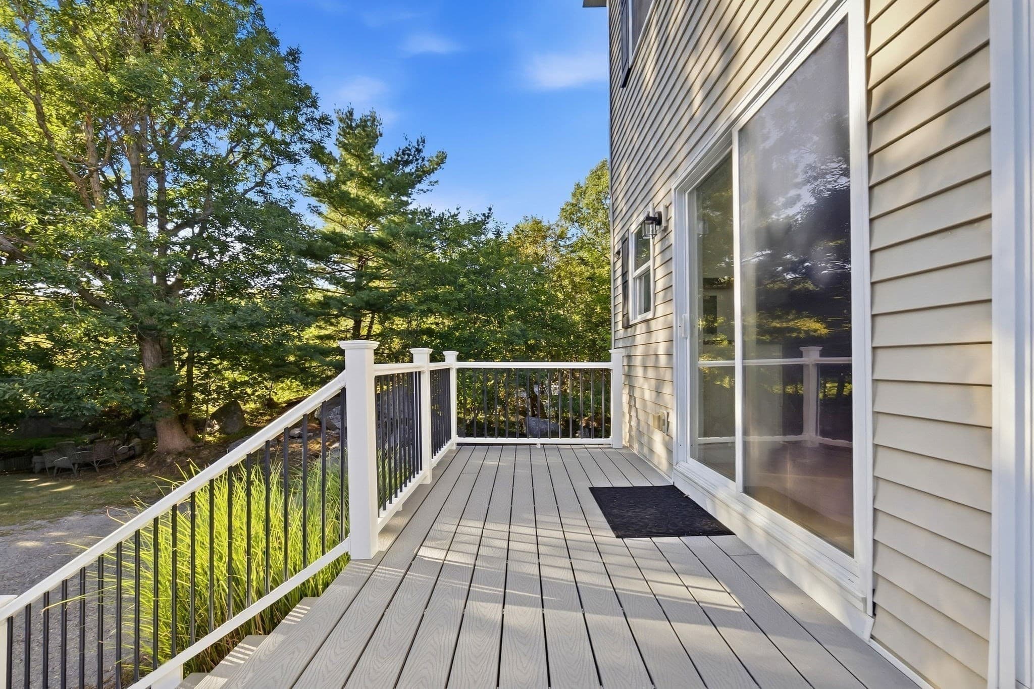 Condominium at 46 Leverett St # 1, Gloucester MA 01930, Gloucester, photo 29 of 33