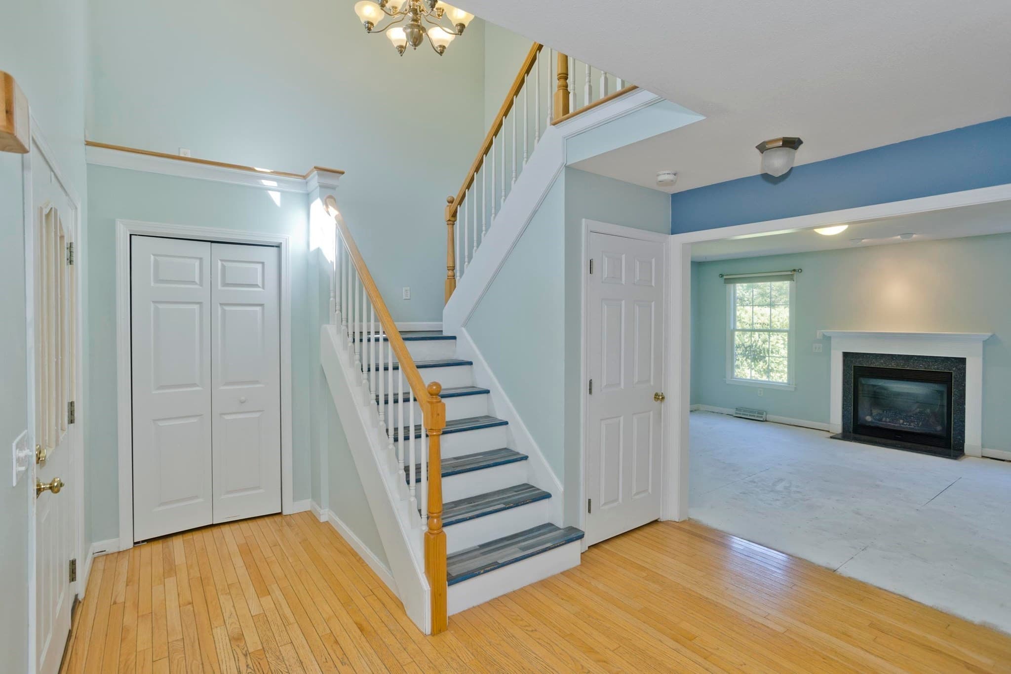 Single Family Residence at 3 Rita Mary Way, Westfield MA 01085, Westfield, photo 3 of 39