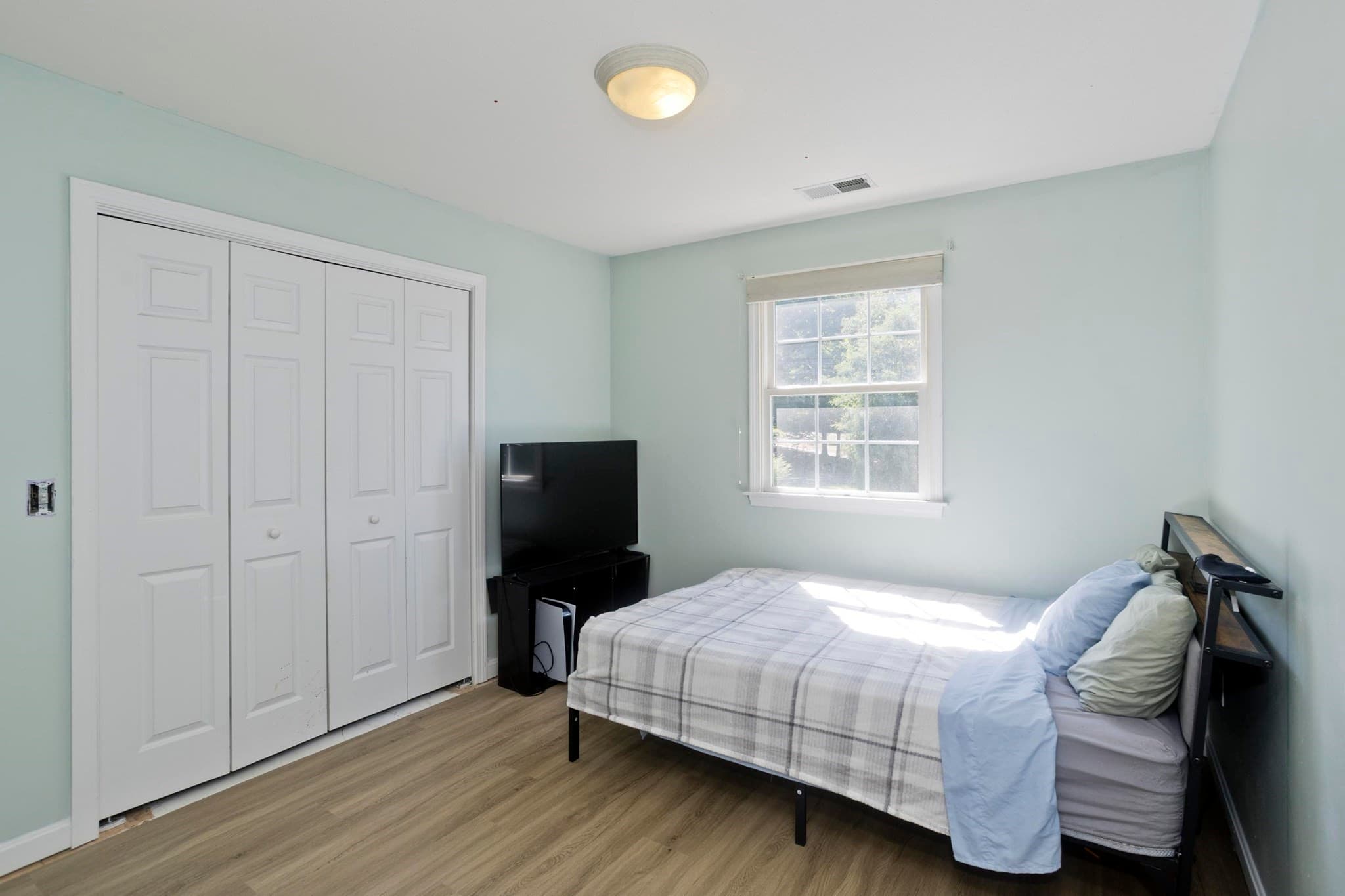 Single Family Residence at 3 Rita Mary Way, Westfield MA 01085, Westfield, photo 24 of 39