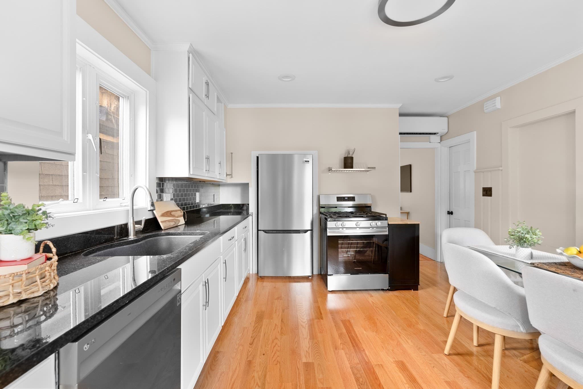 Condominium at 111 Eutaw St # 2A, Boston MA 02128, Boston, photo 2 of 18