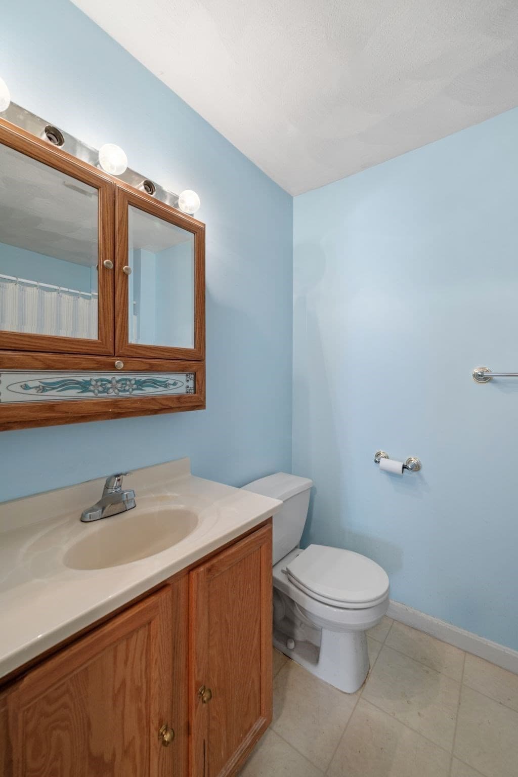 Condominium at 107 Foster St # 304, Peabody MA 01960, Peabody, photo 13 of 19