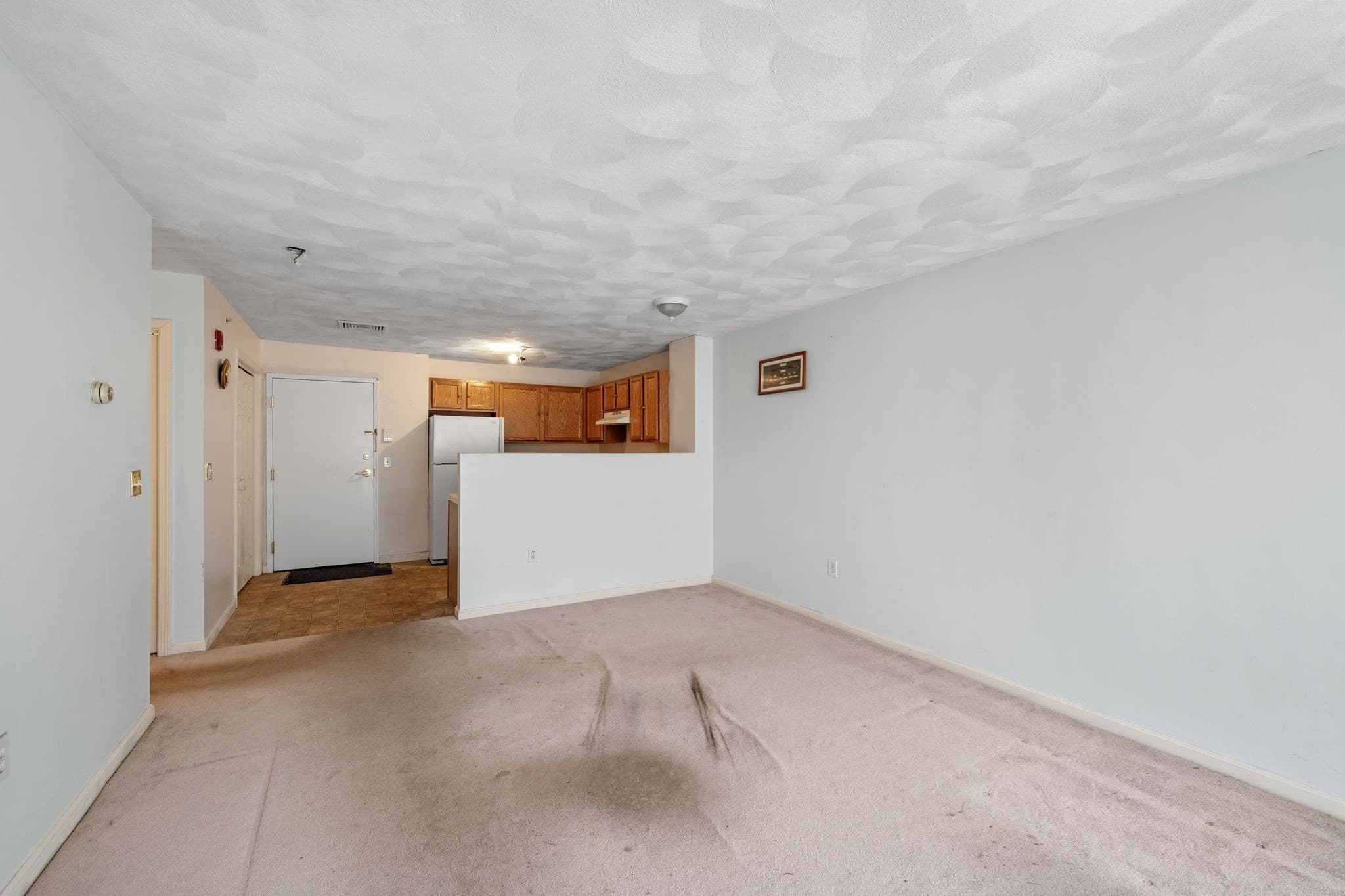Condominium at 107 Foster St # 304, Peabody MA 01960, Peabody, photo 5 of 19
