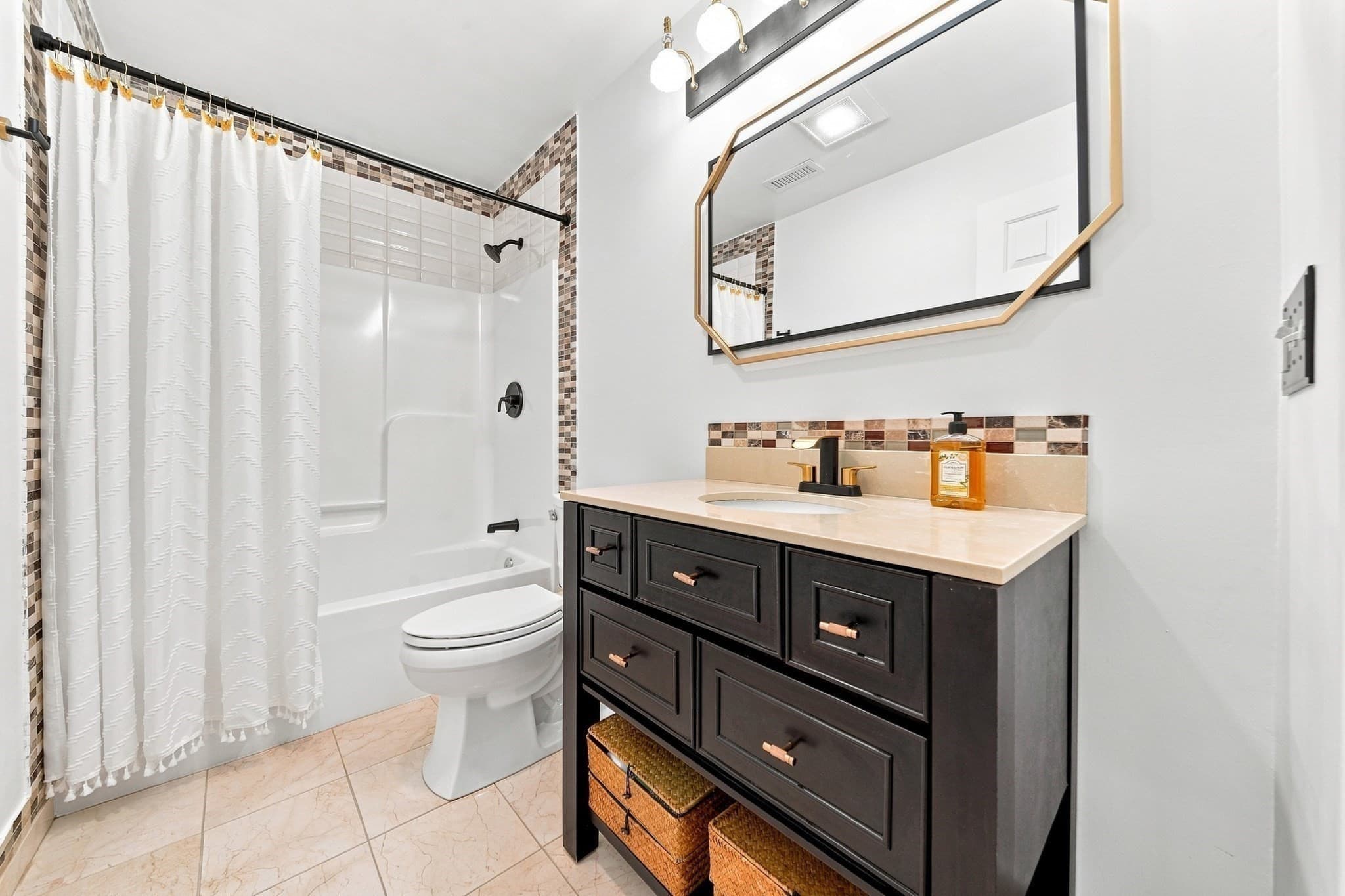 Condominium at 7 Sherman Place # 7, Winchester MA 01890, Winchester, photo 27 of 42